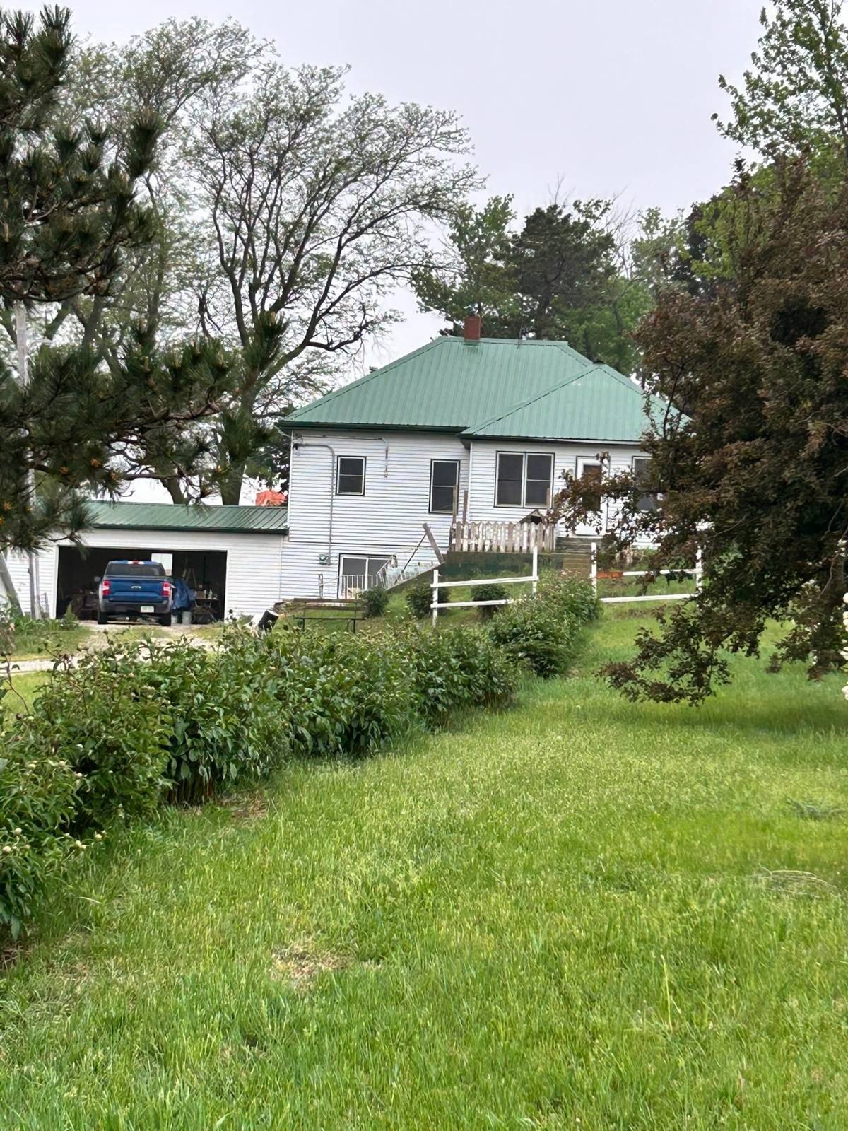 Single Family 3BR 2BA - 5078 330th, Danbury, IA