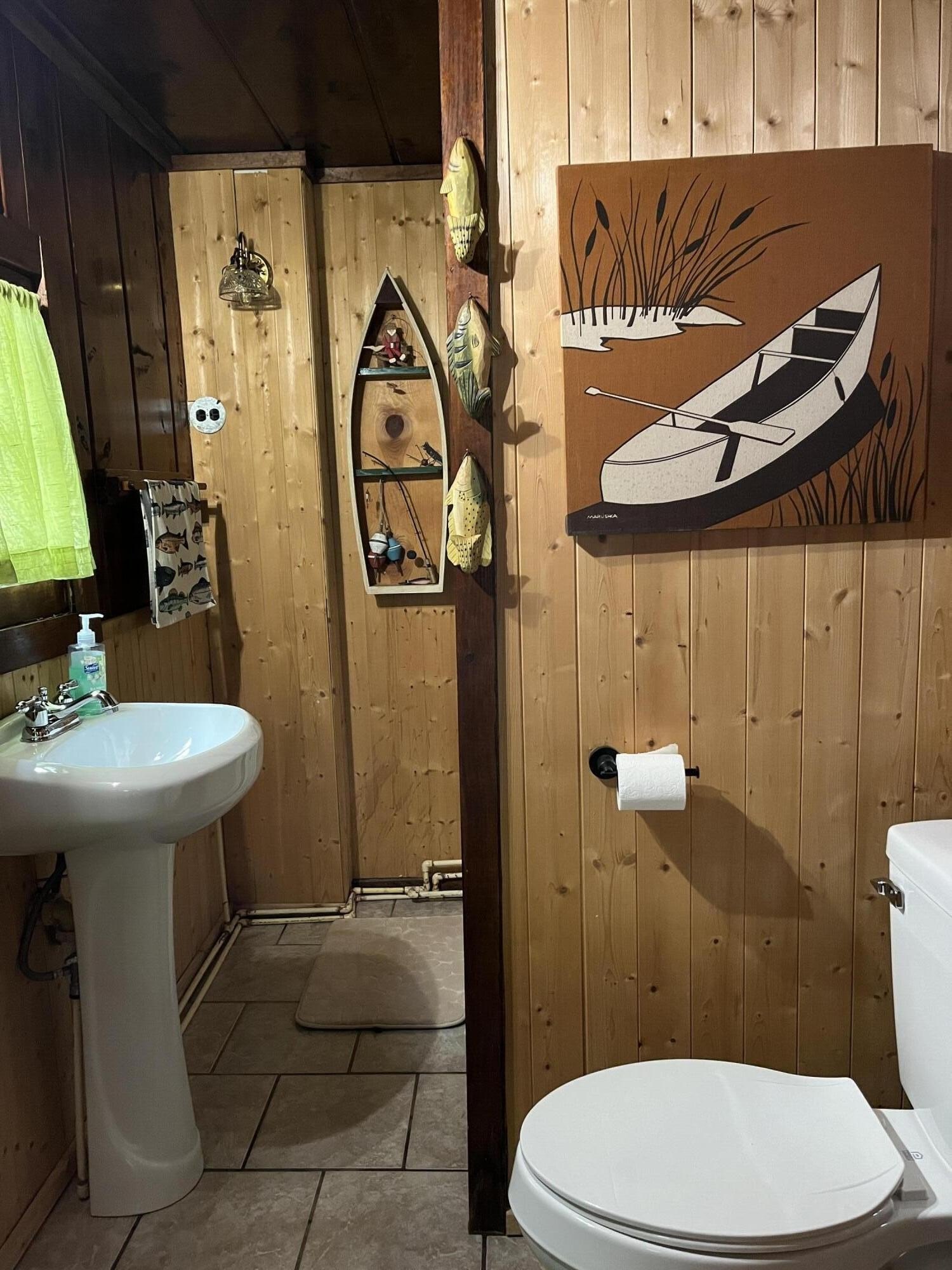 Single Family 2BR 1BA - 951 Lake Drive, Harrison, MI