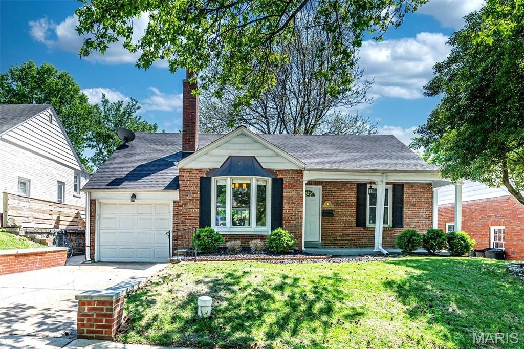 Single Family 4BR 3BA - 8670 Eulalie Avenue, St Louis, MO