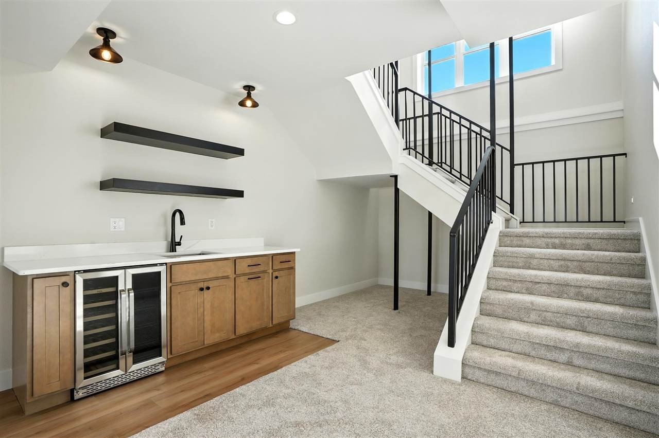 1700 Green Oak Pass  