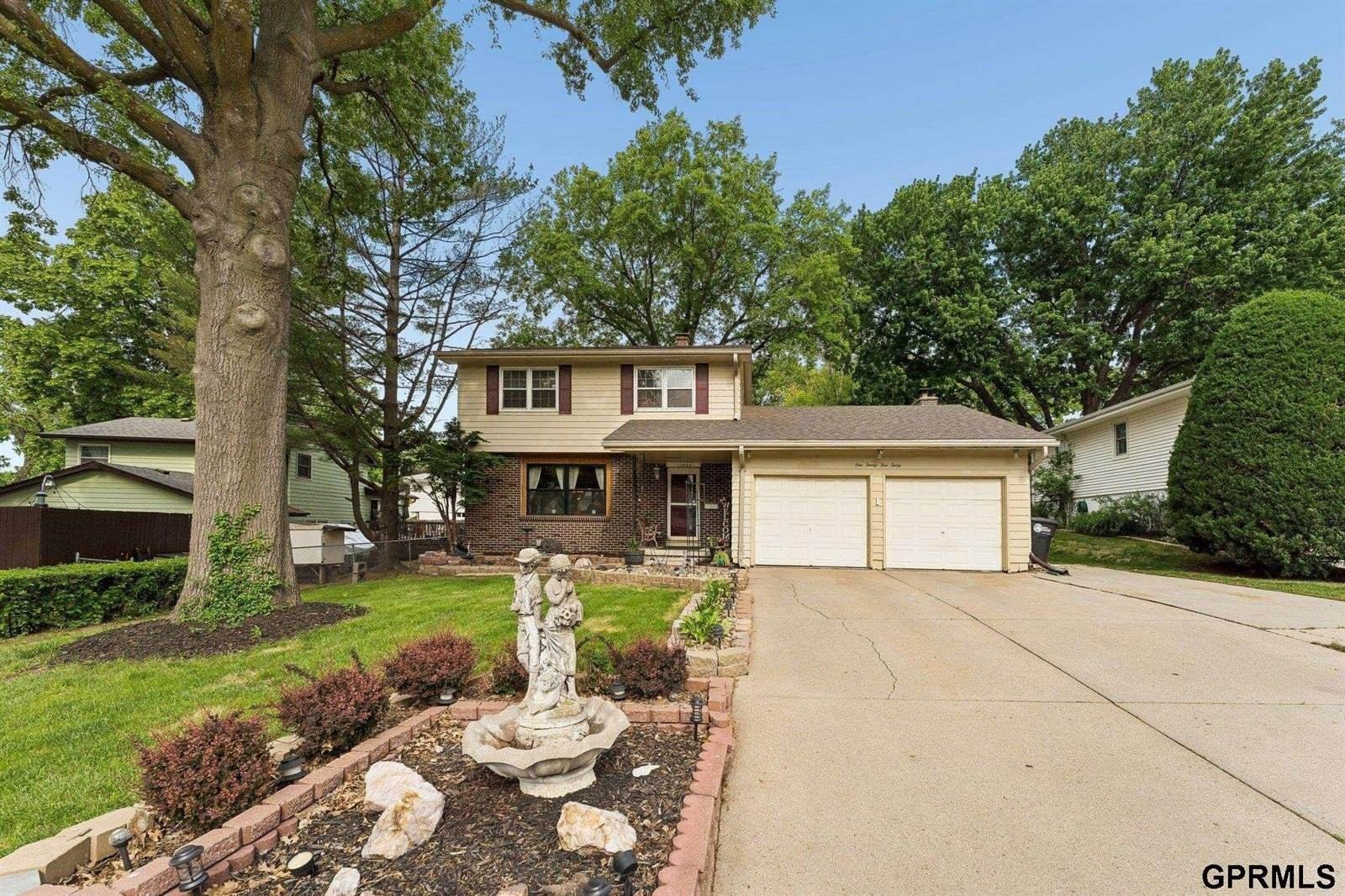 Single Family 3BR 3BA - 12530 Bartels Drive, Omaha, NE