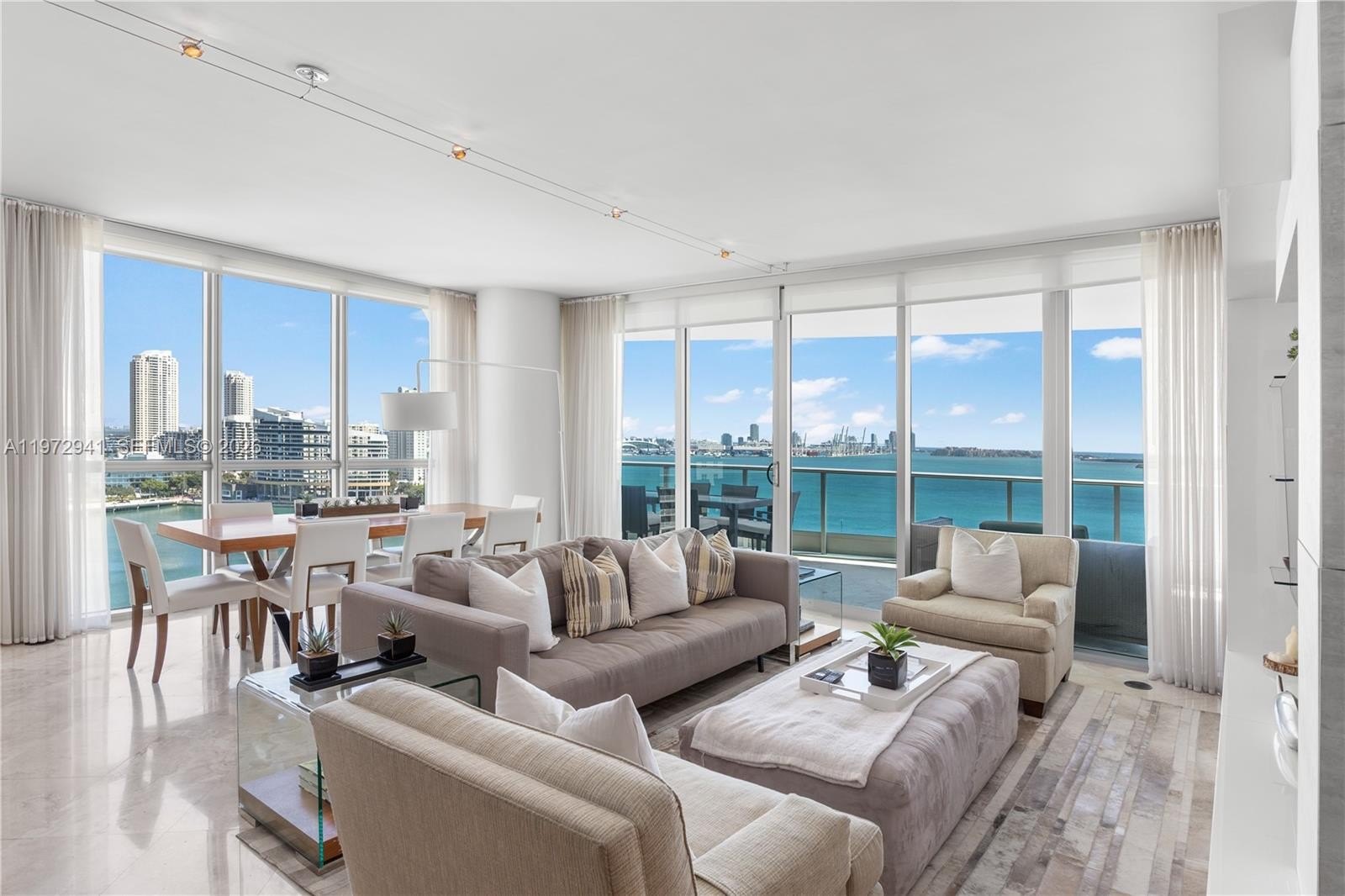 Condo 2BR 3BA - 1331 Brickell Bay Dr, Miami, FL