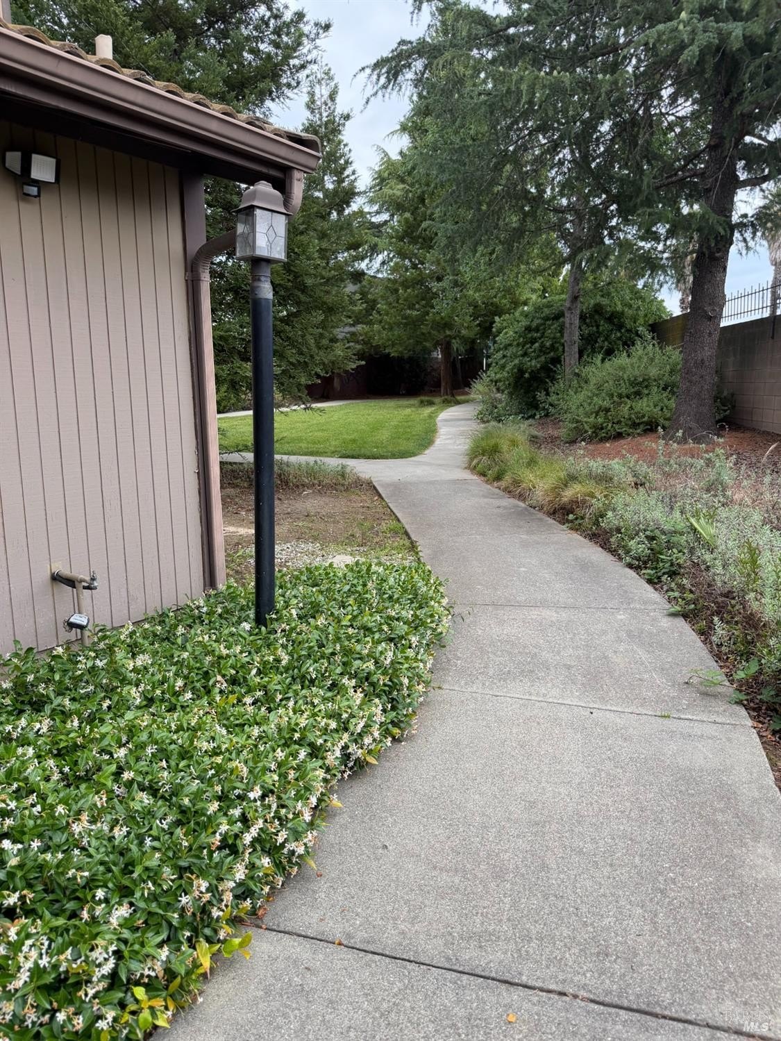 Single Family 2BR 3BA - 362 Tabor Avenue, Fairfield, CA