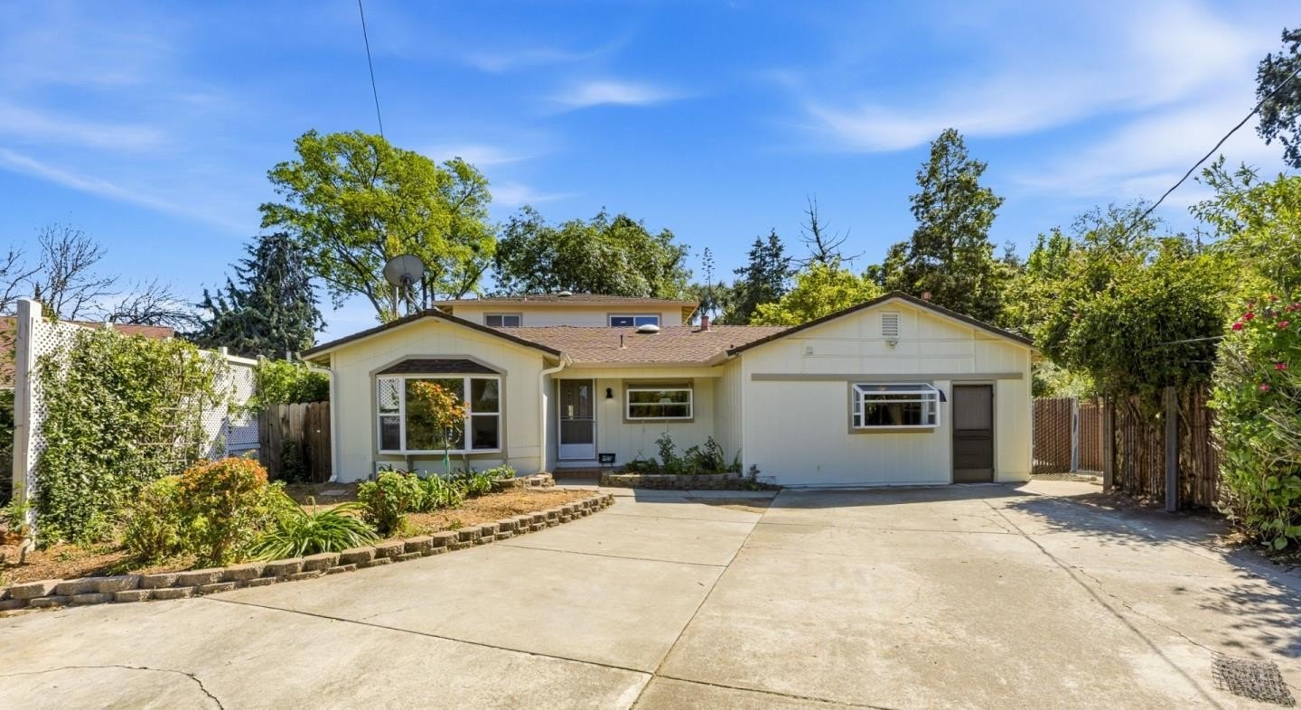 Single Family 6BR 4BA - 755 Feller AVE, SAN JOSE, CA