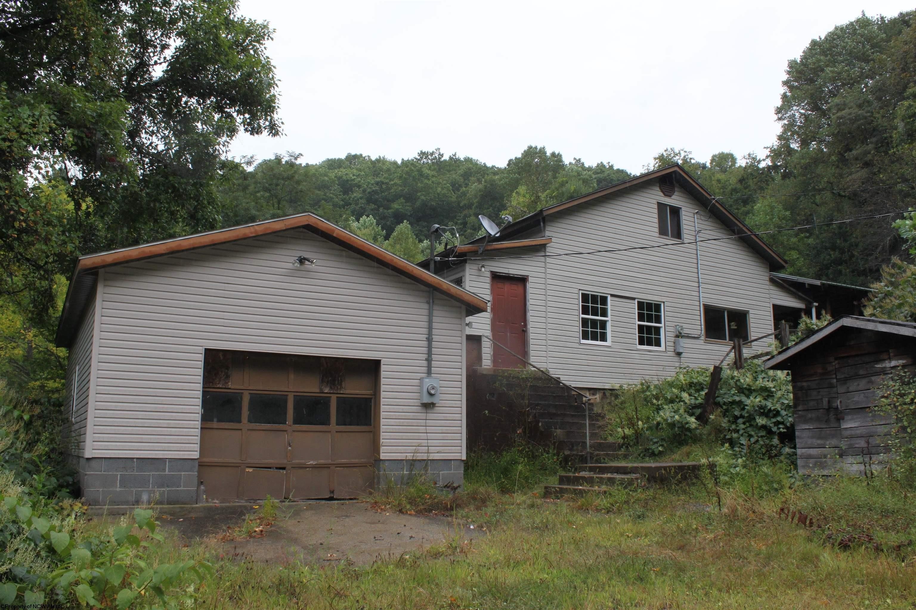 Single Family 4BR 2BA - 233 Kingfisher Road, Webster Springs, WV