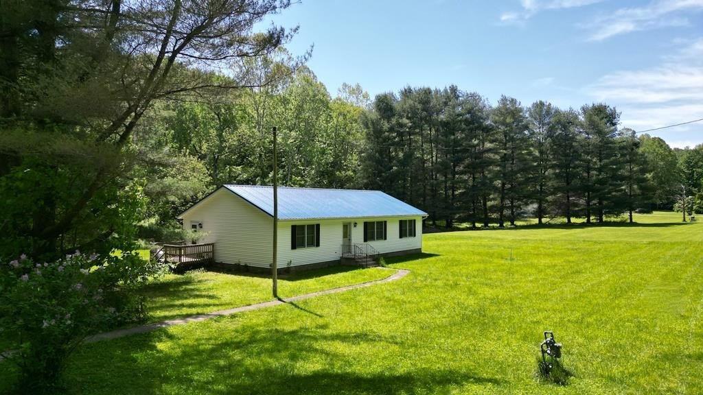 Single Family 3BR 2BA - 1574 Lick Run Road, Chillicothe, OH