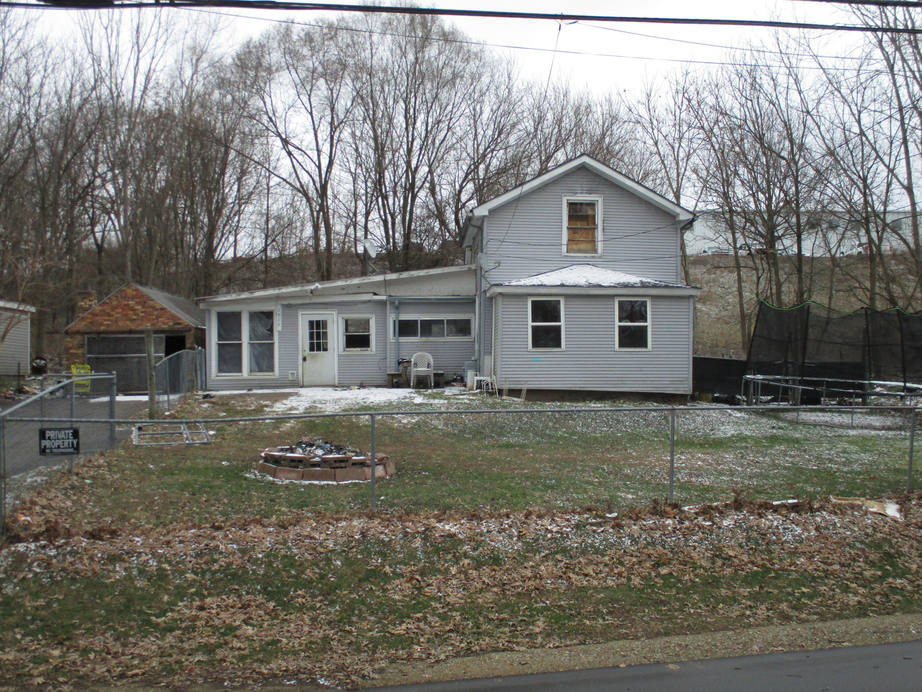Single Family 2BR 1BA - 1915 River Street, Jackson, MI