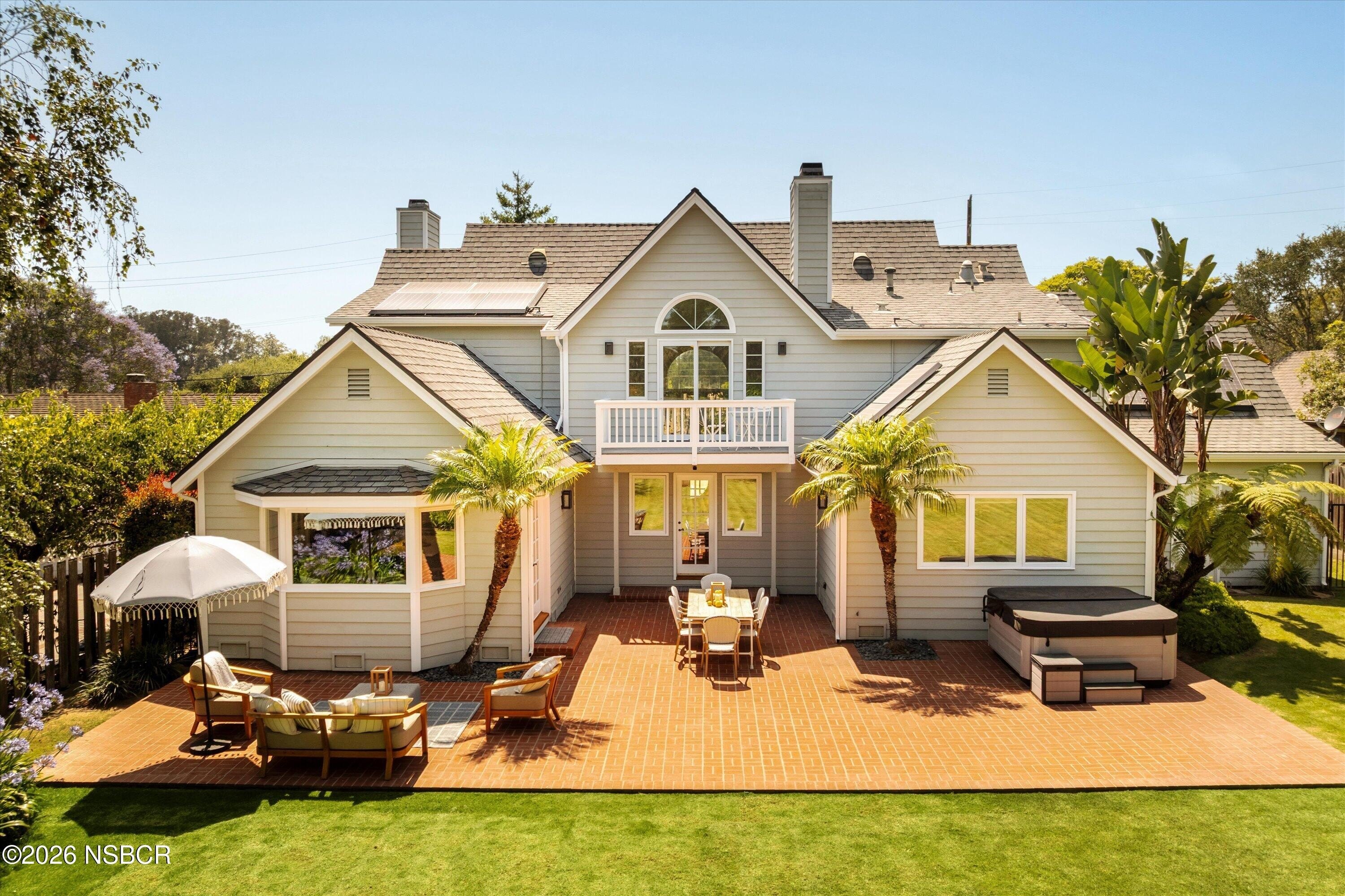 Single Family 3BR 3BA - 176 Toro Canyon Road, CARPINTERIA, CA