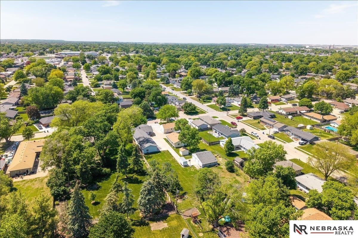 Single Family 4BR 3BA - 810 N Garden City Road, Fremont, NE