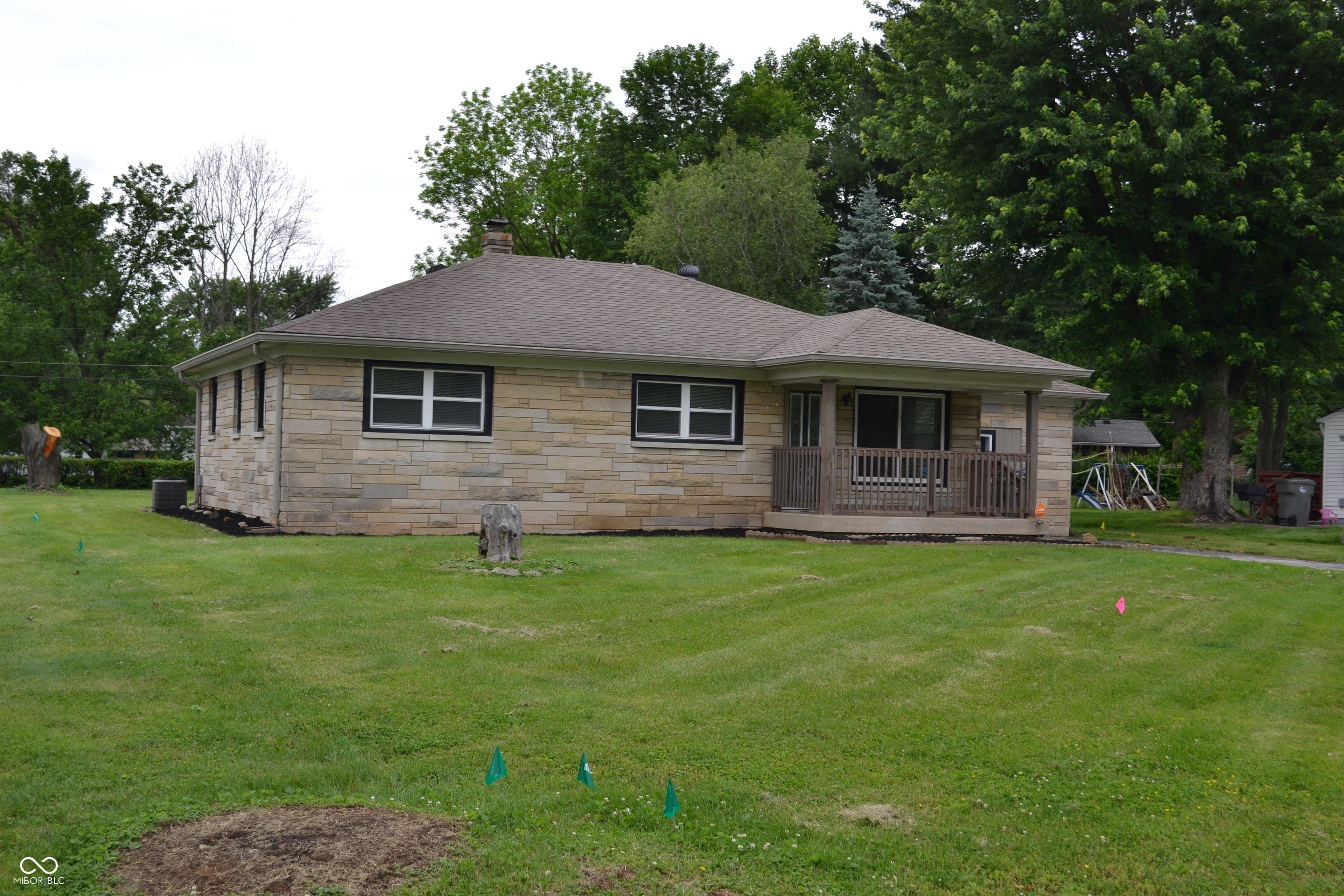 Single Family 4BR 2BA - 6618 Twin Brooks Drive, Indianapolis, IN