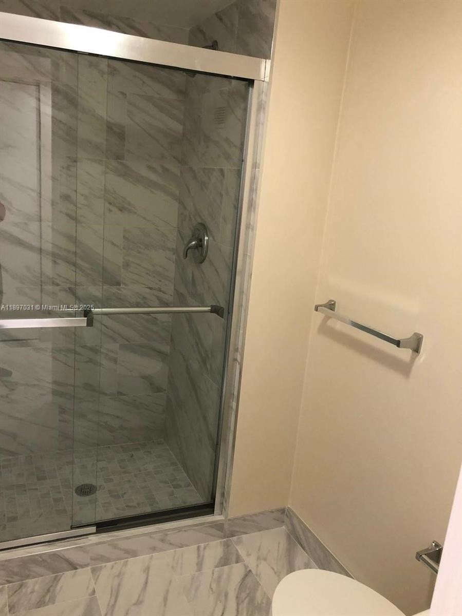 Condo 2BR 2BA - 8401 SW 107th Ave, Miami, FL