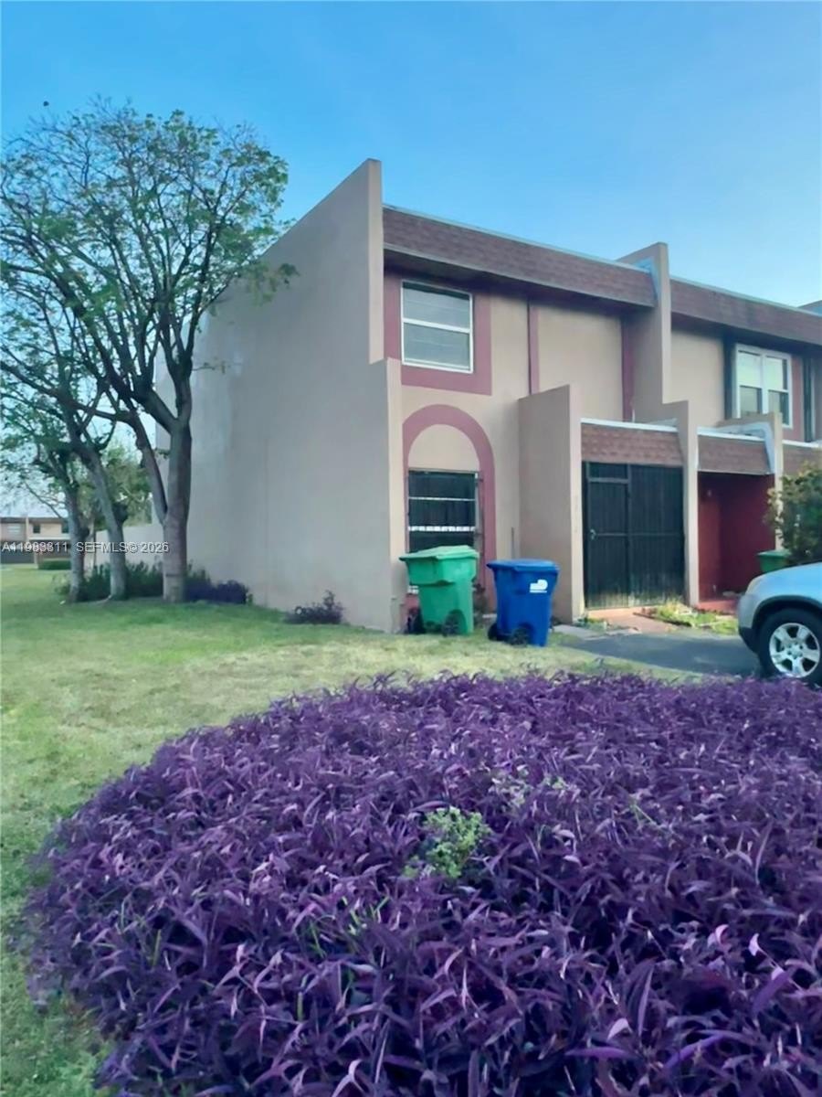 Single Family 3BR 2BA - 2754 NW 196th St, Miami Gardens, FL