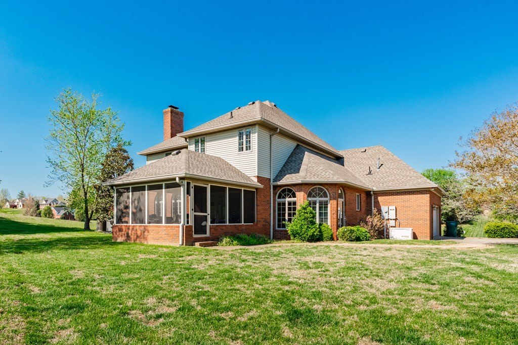 Single Family 4BR 4BA - 746  Thornhill Dr., Madisonville, KY