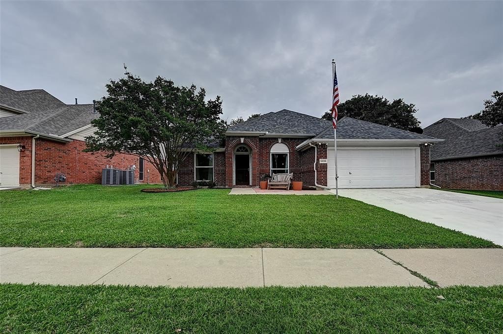 Single Family 4BR 2BA - 5456 Glen Canyon Road, Fort Worth, TX