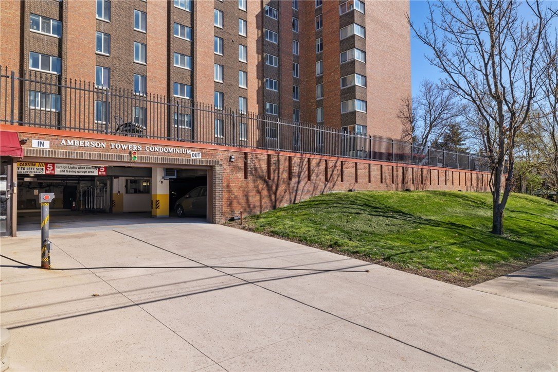 Condo 1BR 1BA - 5 Bayard Rd, Shadyside, PA