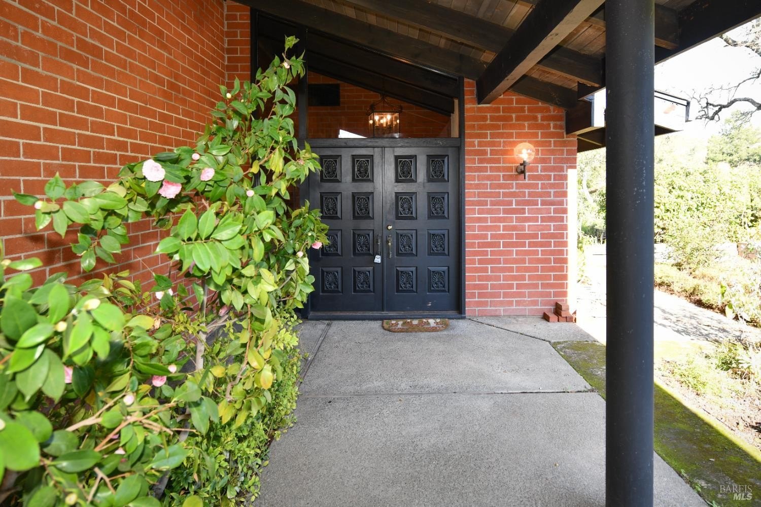 Single Family 4BR 3BA - 23 Saint Michael Circle, Napa, CA