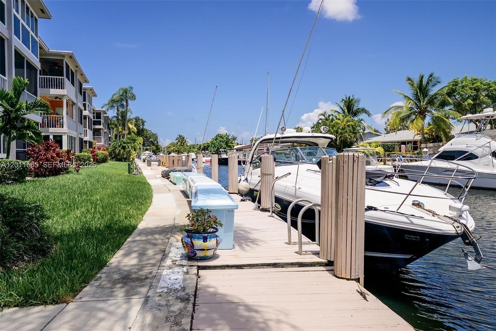 Condo 1BR 2BA - 1000 SW 12th St, Fort Lauderdale, FL