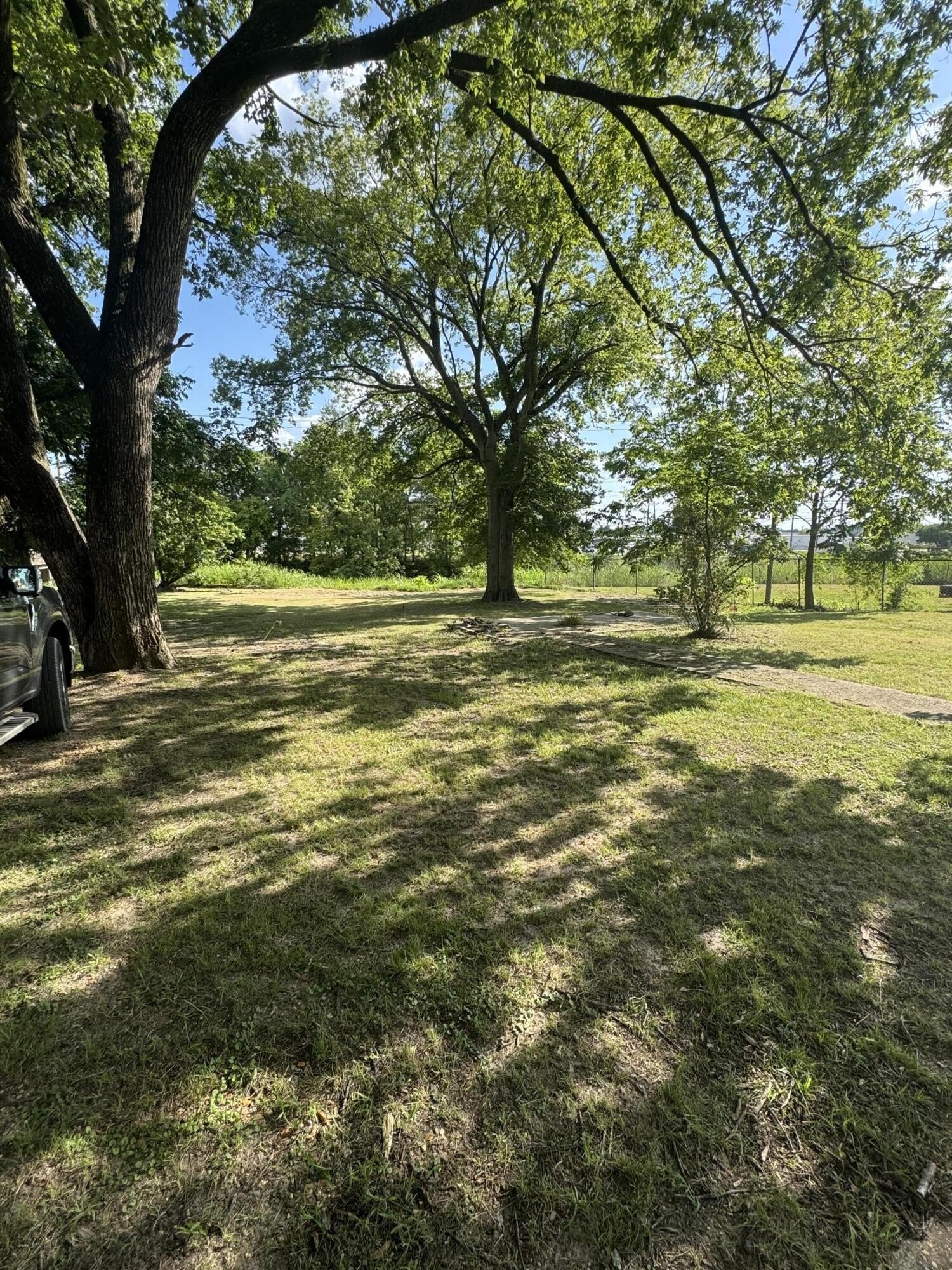 Single Family - W Elizabeth, Tupelo, MS