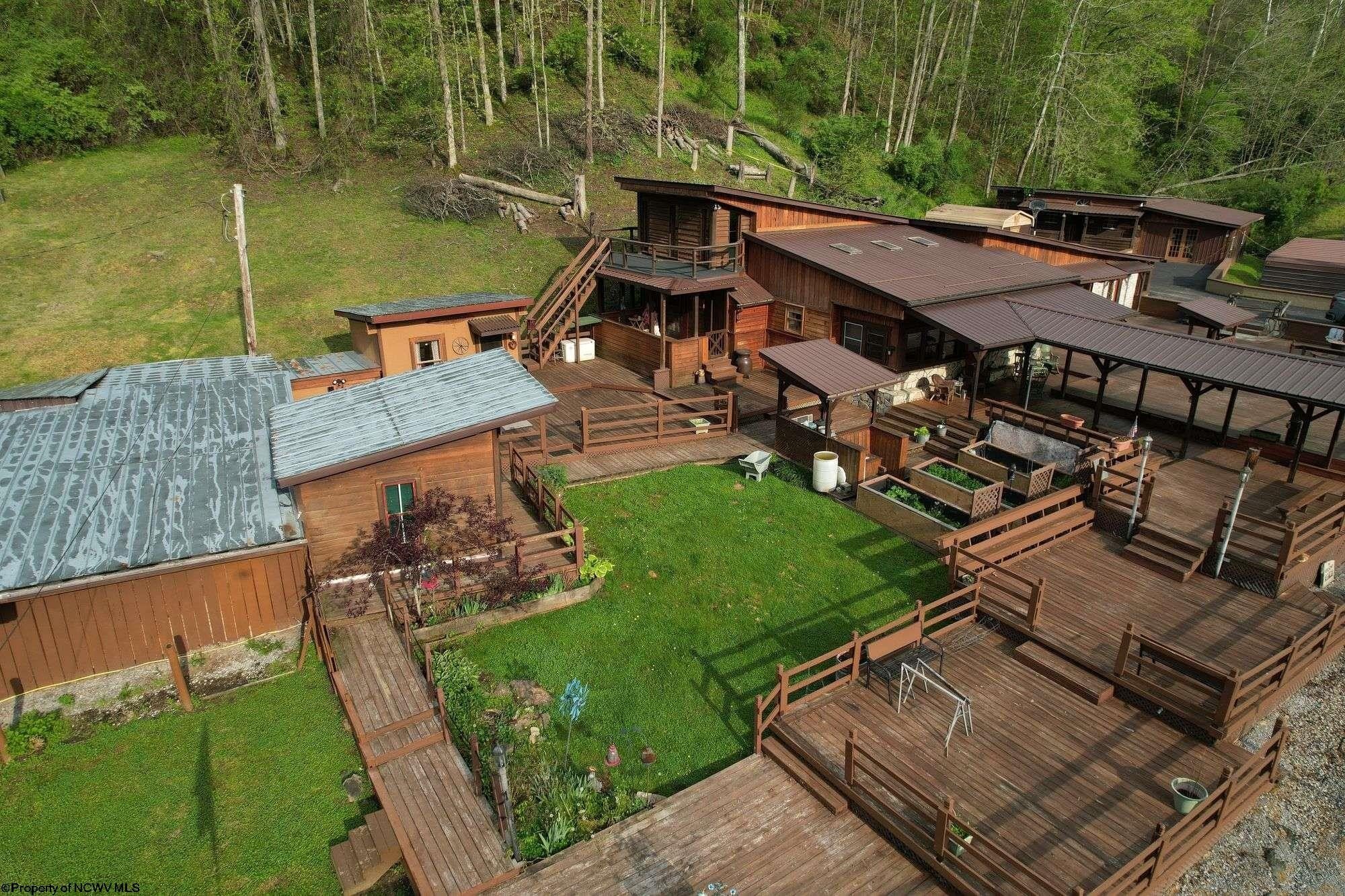 Single Family 2BR 2BA - 45 Antler Ridge Road, Camden, WV
