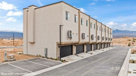 350 N White Rock Trl  