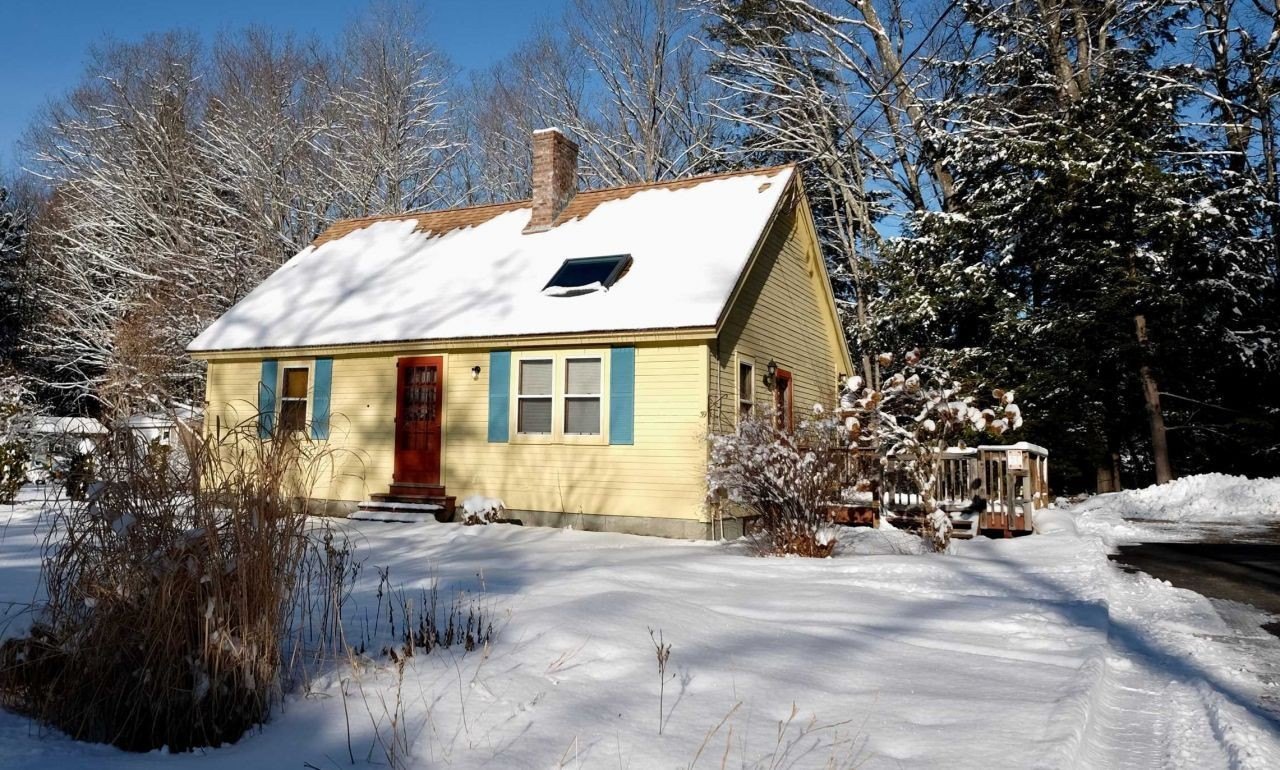 Single Family 2BR 2BA - 39 Second Street, Concord, NH
