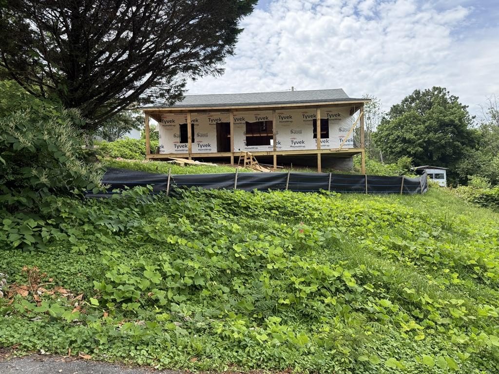 Single Family 2BR 2BA - Creme Street, Copperhill, TN