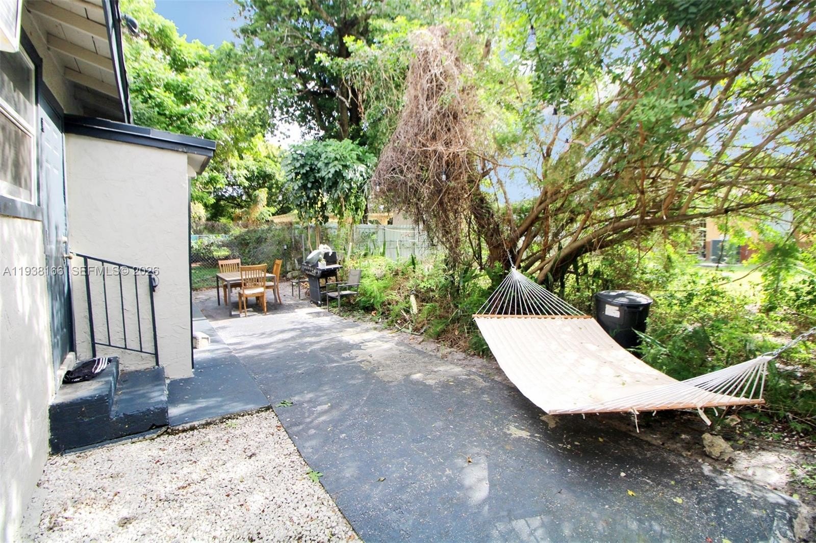 Four-plex 1BR 1BA - 1126 NW 58th Ter, Miami, FL