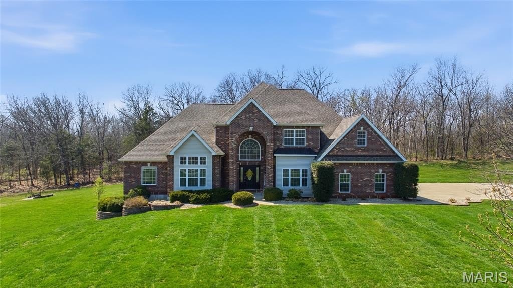 Single Family 4BR 4BA - 251 Lake Forest Drive, Troy, MO