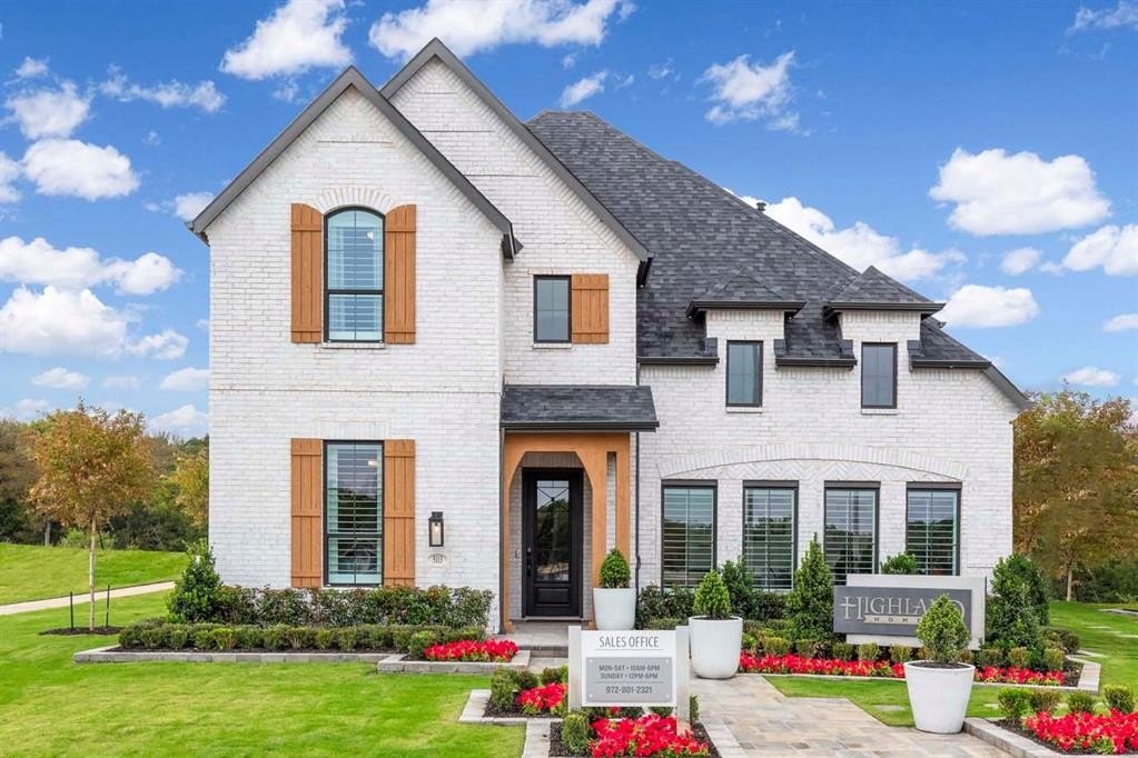 Single Family 4BR 5BA - 5113 Westhaven Circle, Denison, TX
