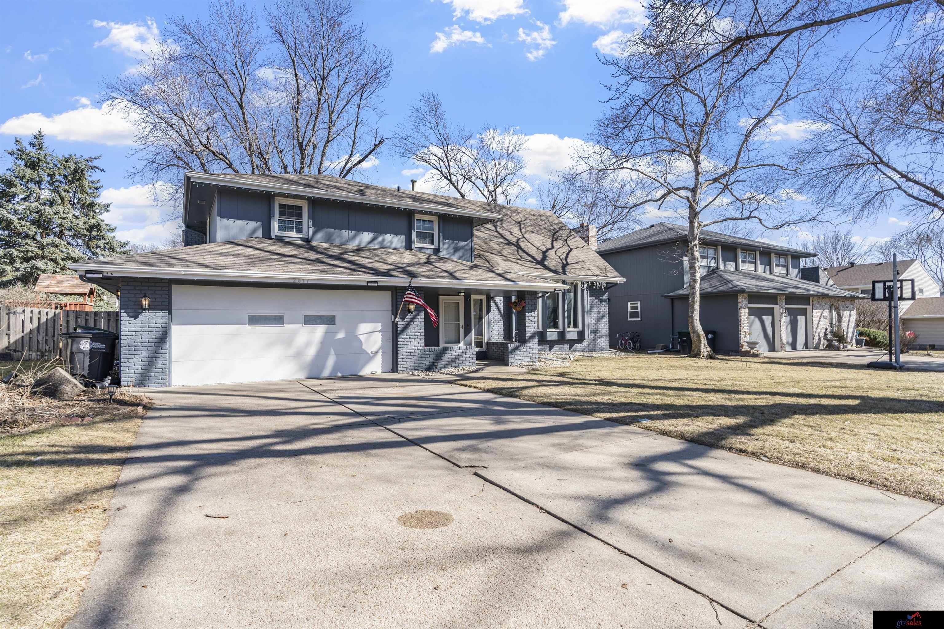 Single Family 4BR 3BA - 2517 S 167th Street, Omaha, NE