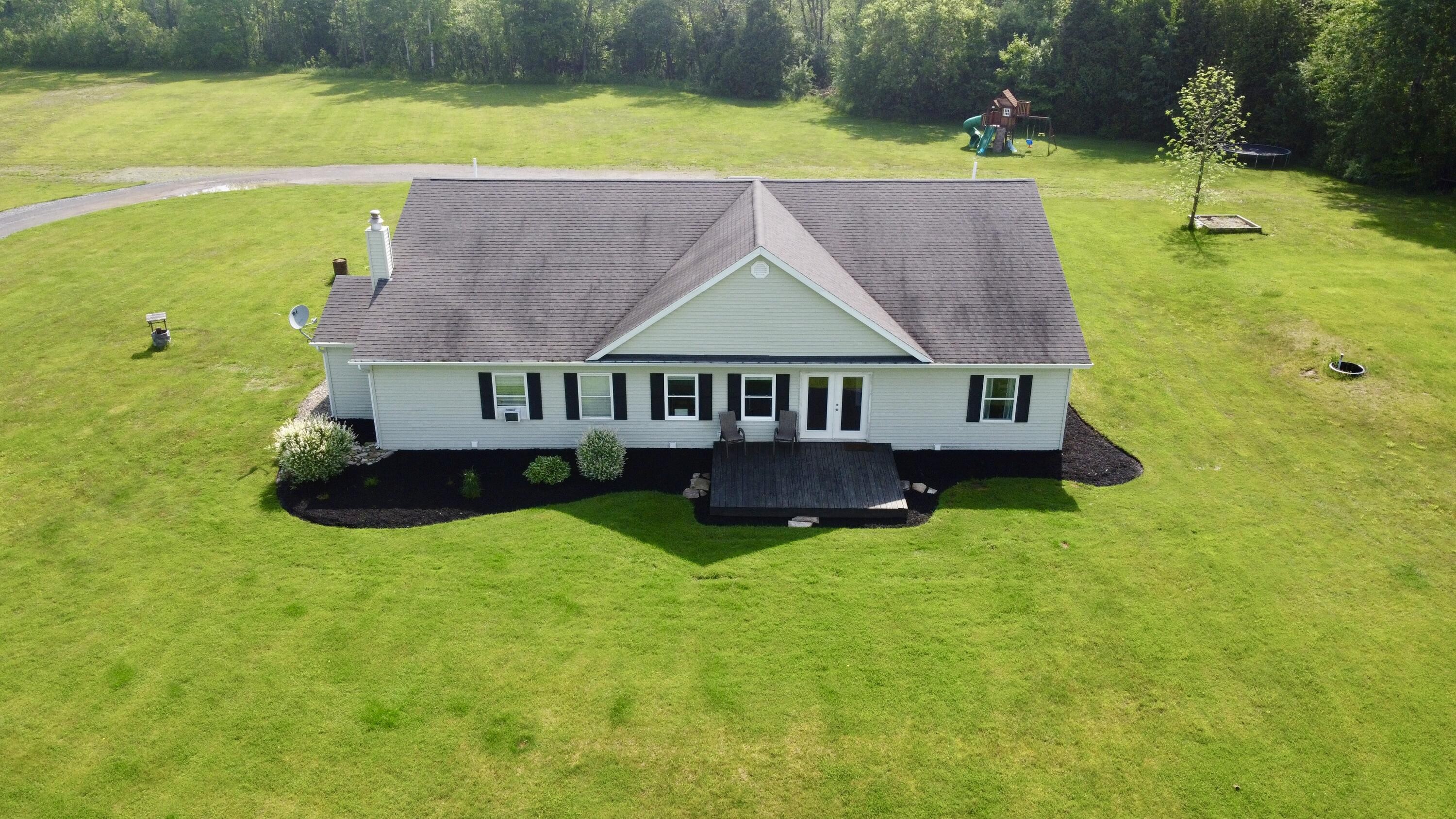 12 Honey Mooers Dr