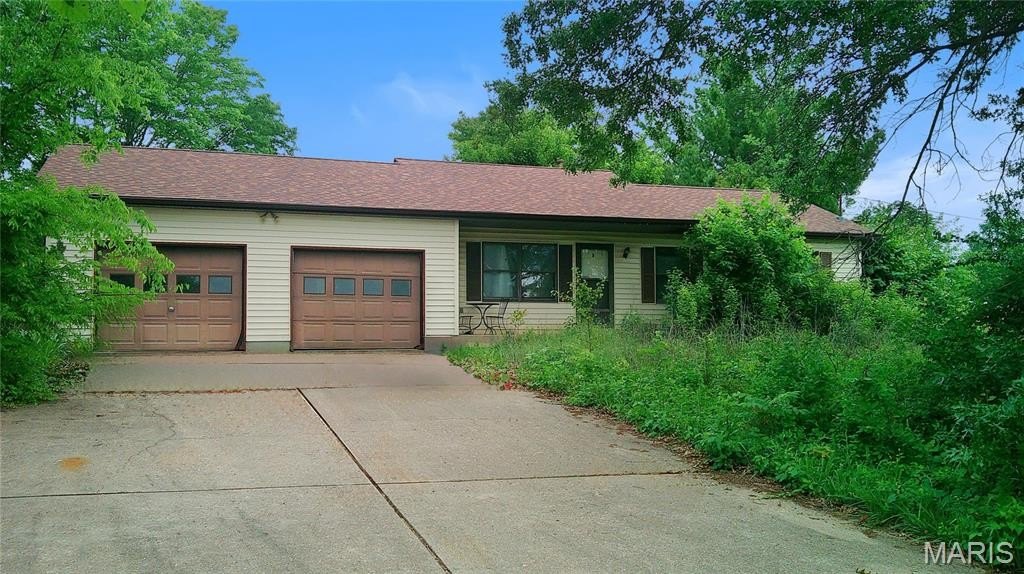 Single Family 3BR 2BA - 2120 4 Mile Road, Washington, MO