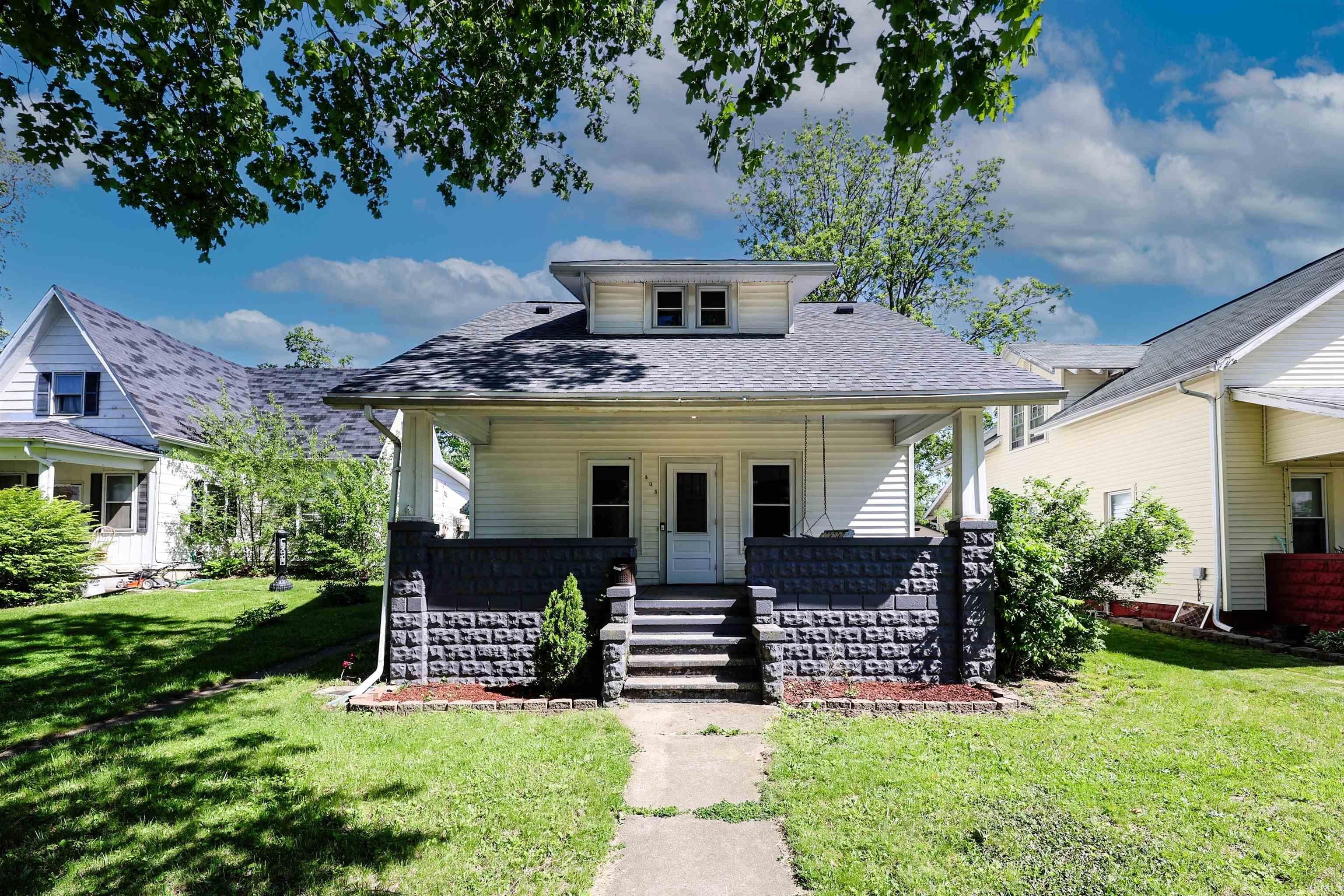 Single Family 3BR 1BA - 405 E Van Buren Street, Columbia City, IN