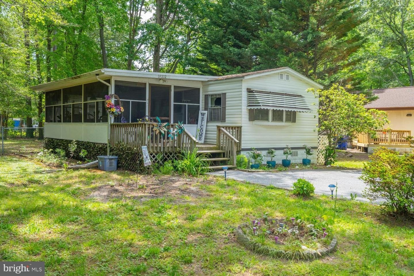 Single Family 3BR 1BA - 37202 CAROLINA DR, FRANKFORD, DE