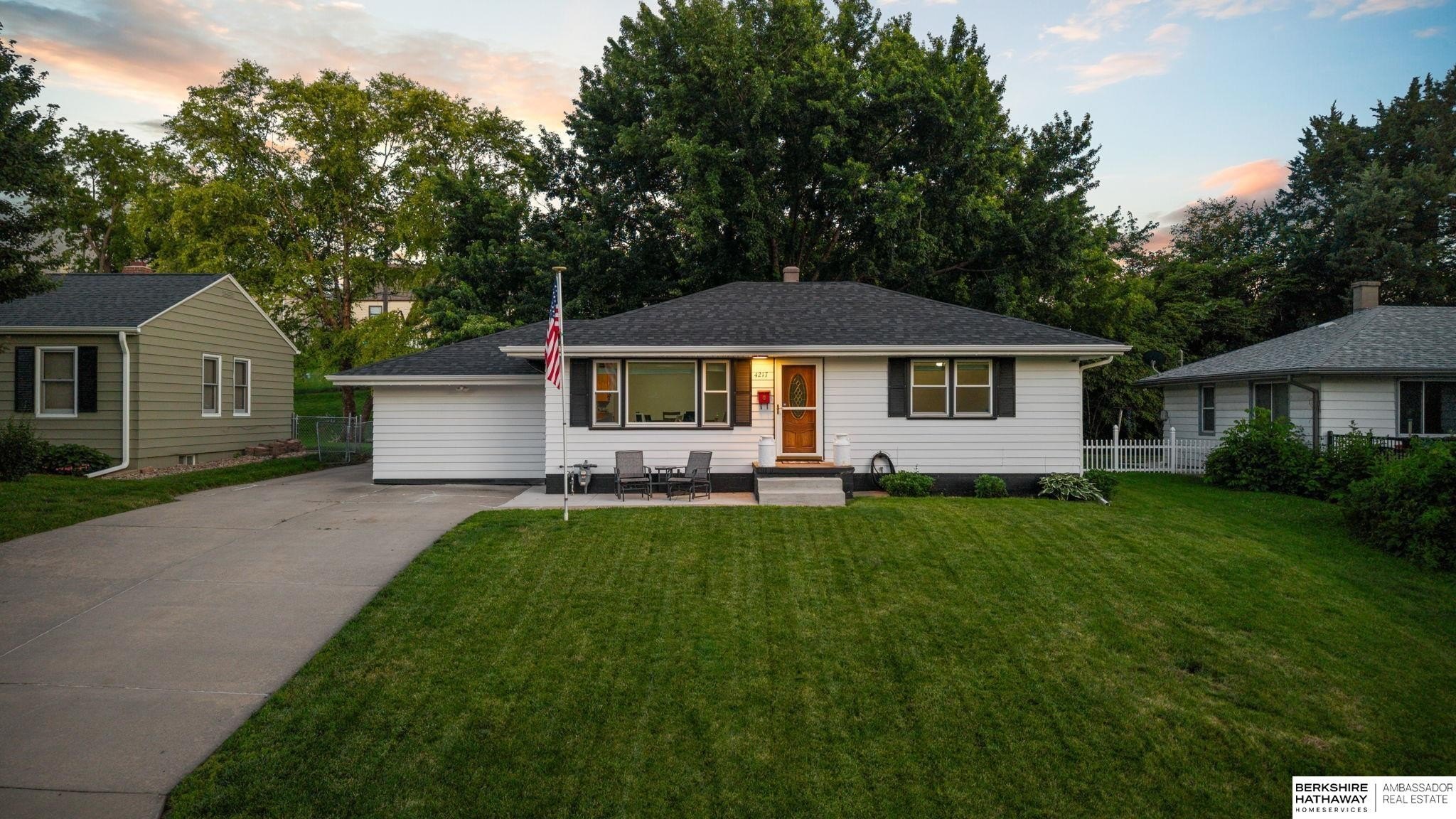 Single Family 2BR 1BA - 4217 Polk Street, Omaha, NE