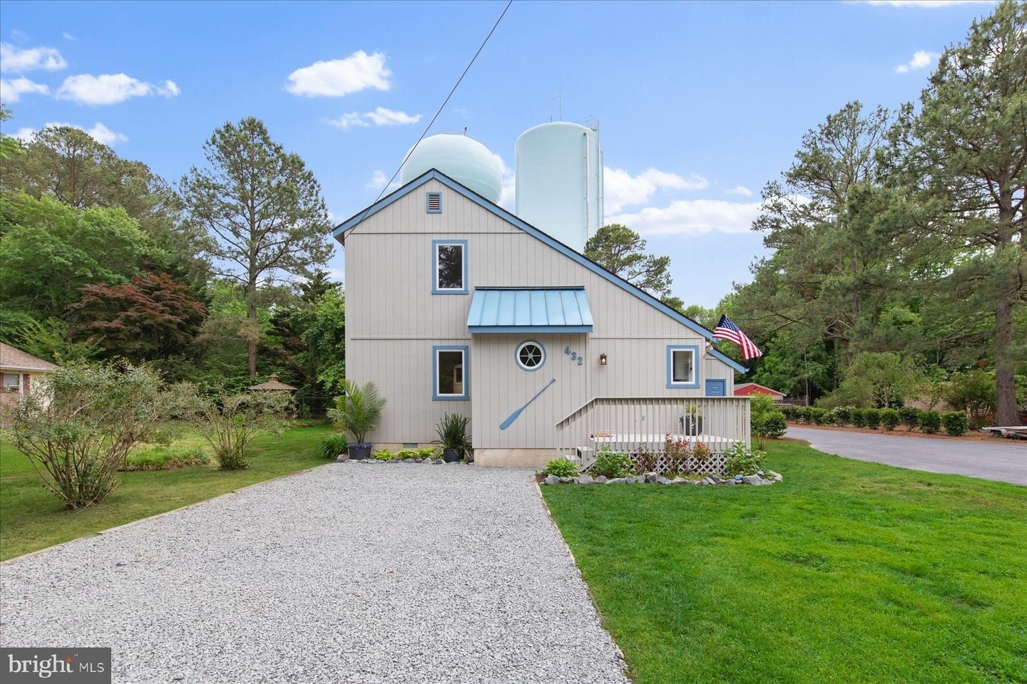 Single Family 4BR 2BA - 432 COLLINS ST, BETHANY BEACH, DE