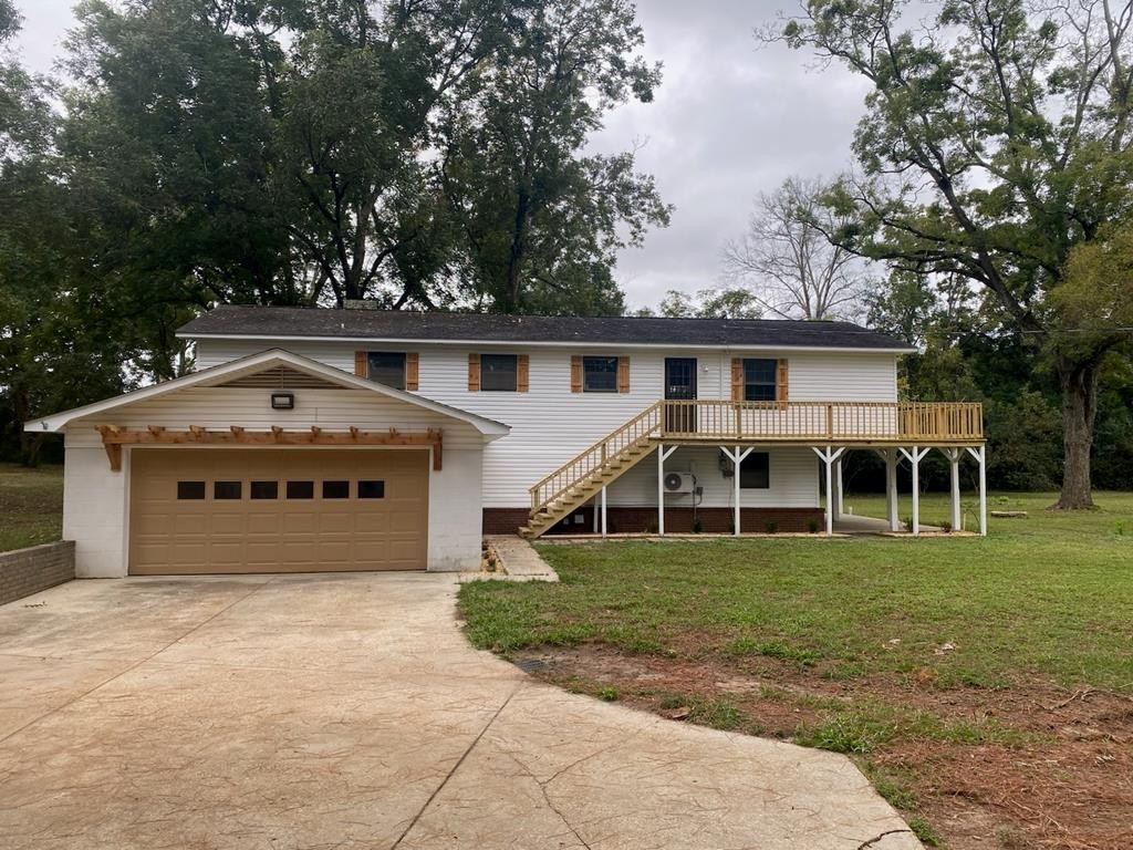 Single Family 4BR 3BA - 1424 Midland Michigan Dr, Midland City, AL