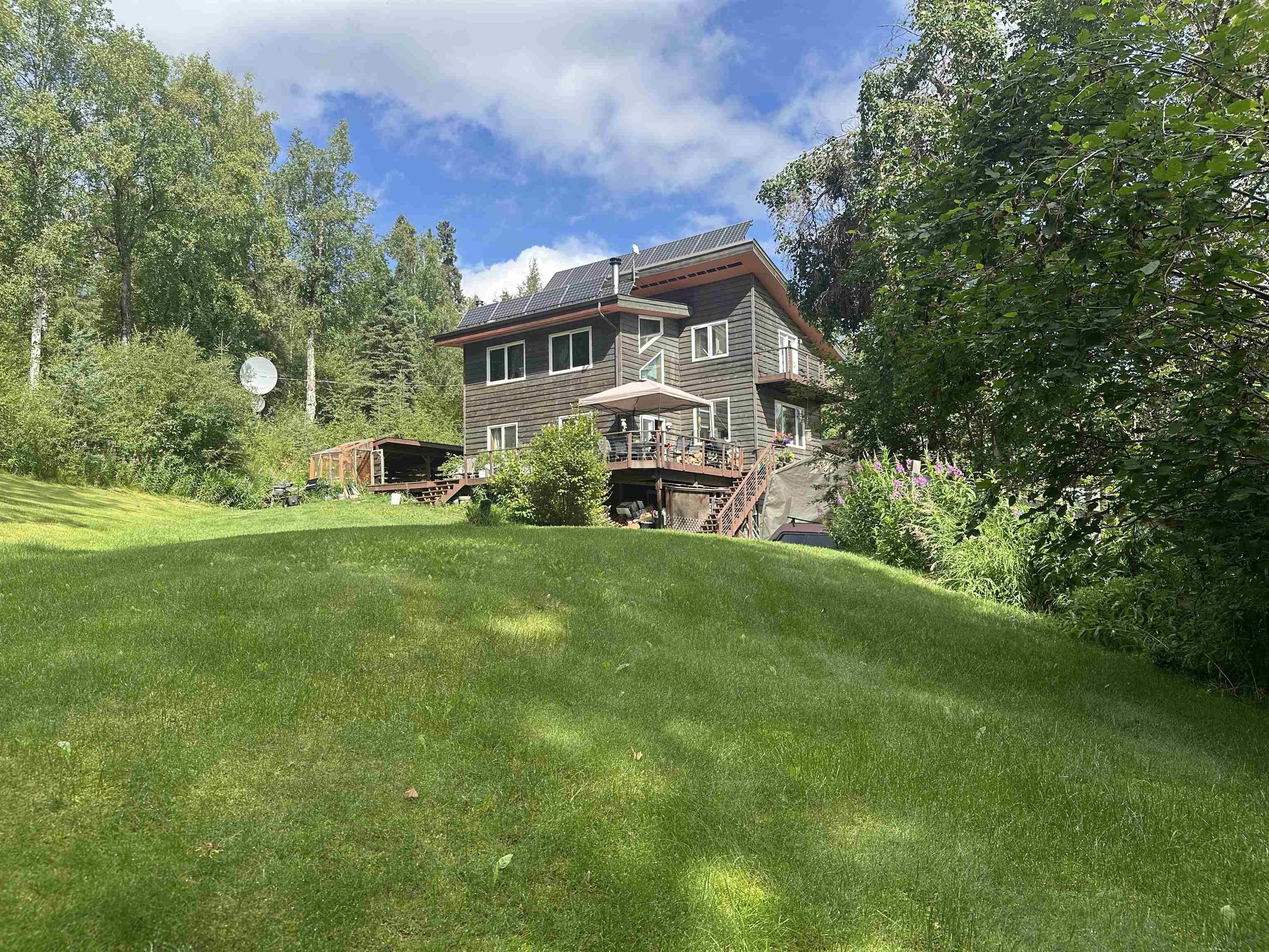 Single Family 4BR 3BA - 1995 RED BERRY ROAD, Fairbanks, AK
