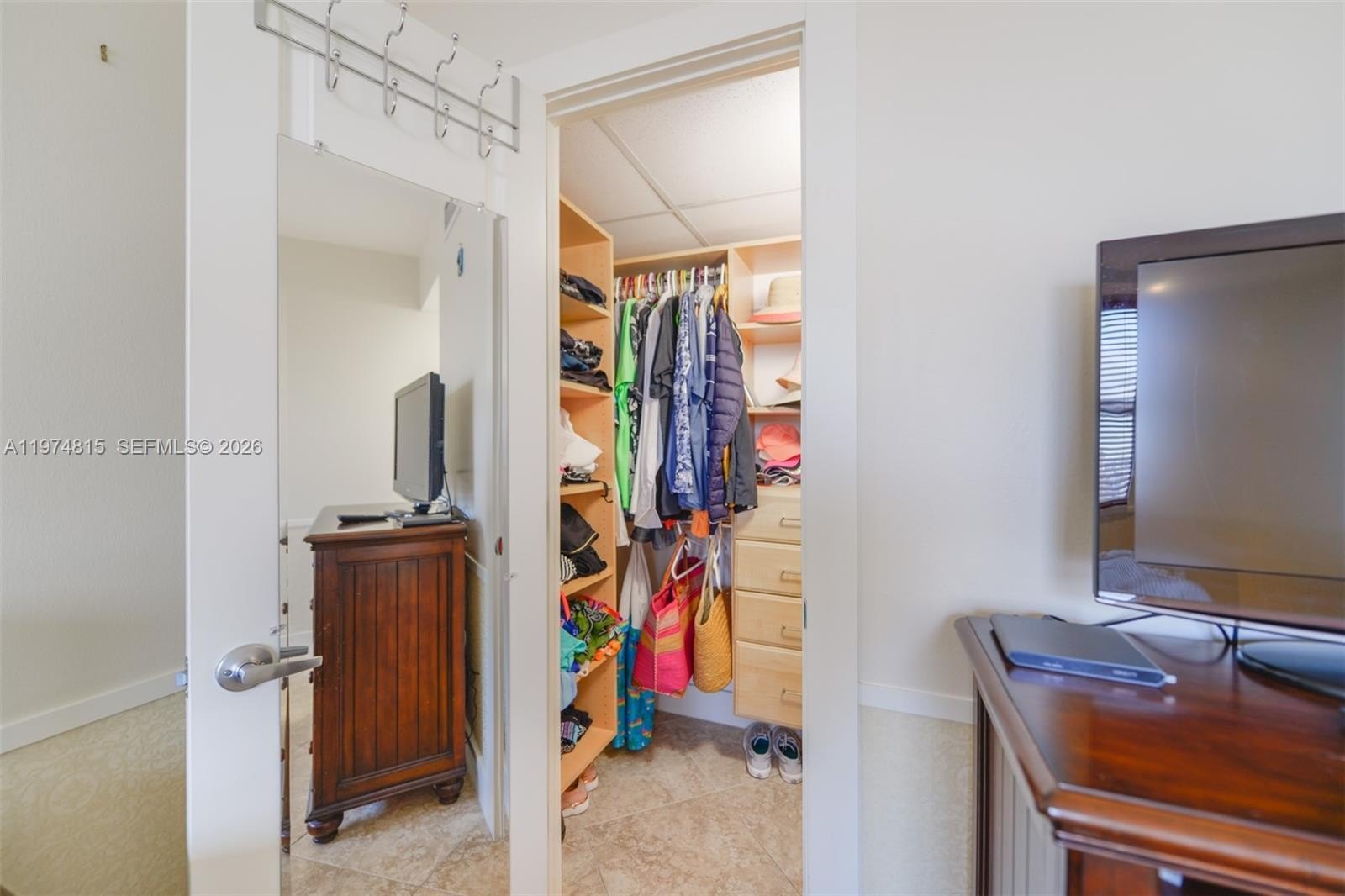 Condo 1BR 2BA - 1980 S Ocean Dr, Hallandale Beach, FL