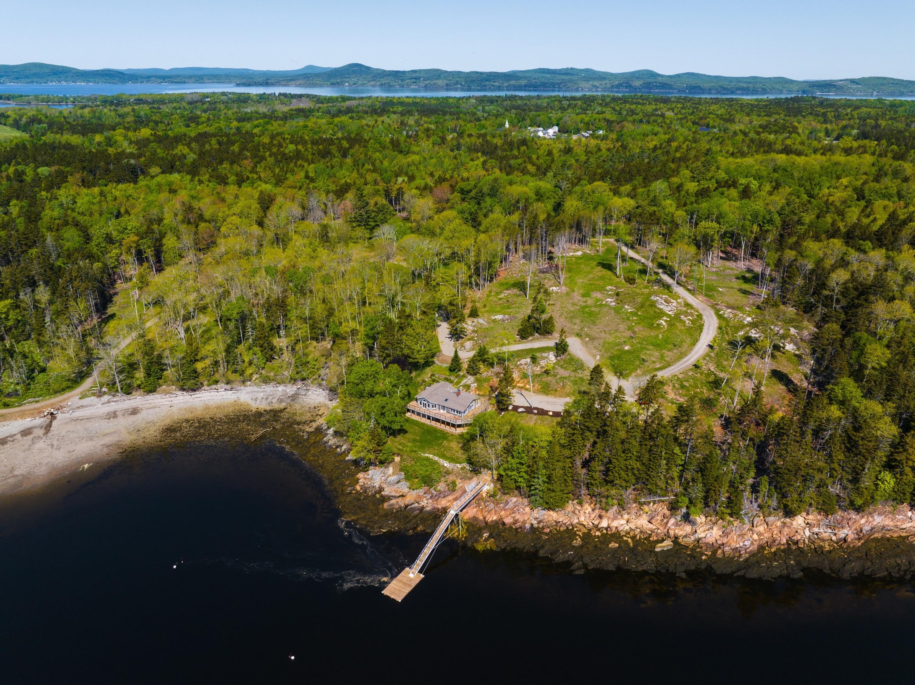 Single Family 5BR 4BA - 118 East Shore Drive, Islesboro, ME