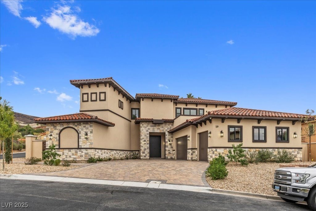 Single Family 4BR 5BA - 19 Rue Grimaldi Way, Henderson, NV