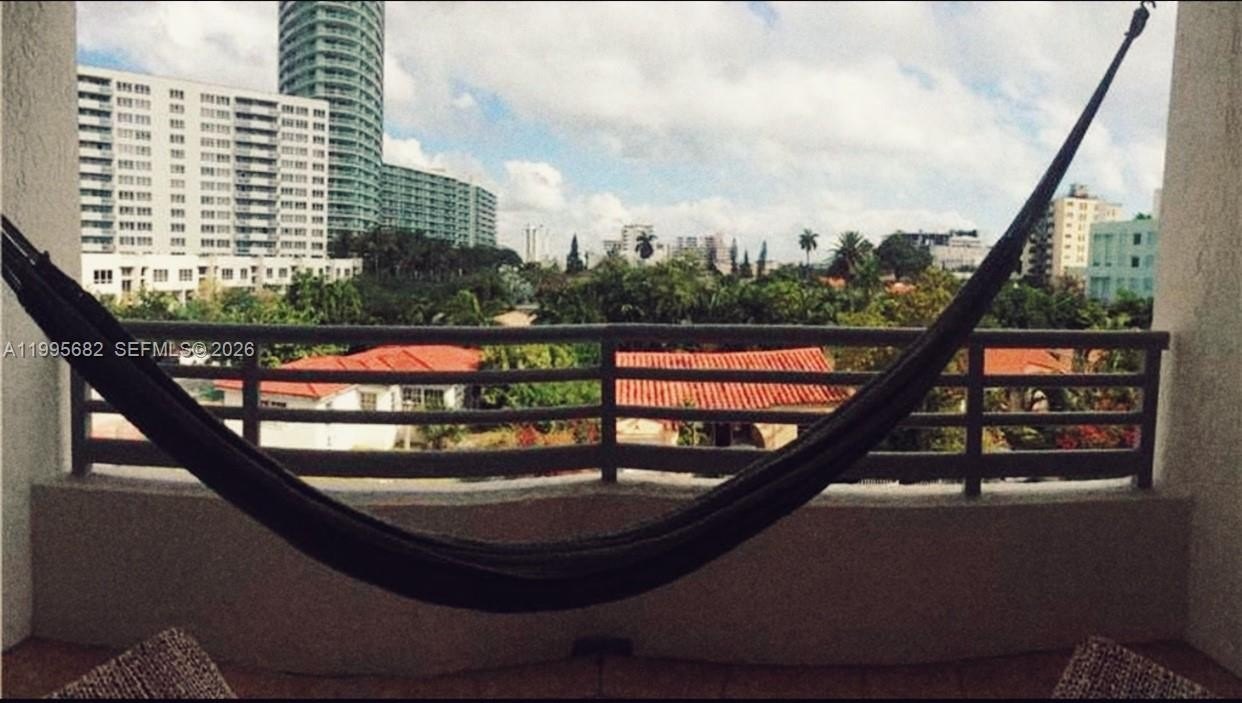 Condo 2BR 2BA - 1401 Bay Rd, Miami Beach, FL