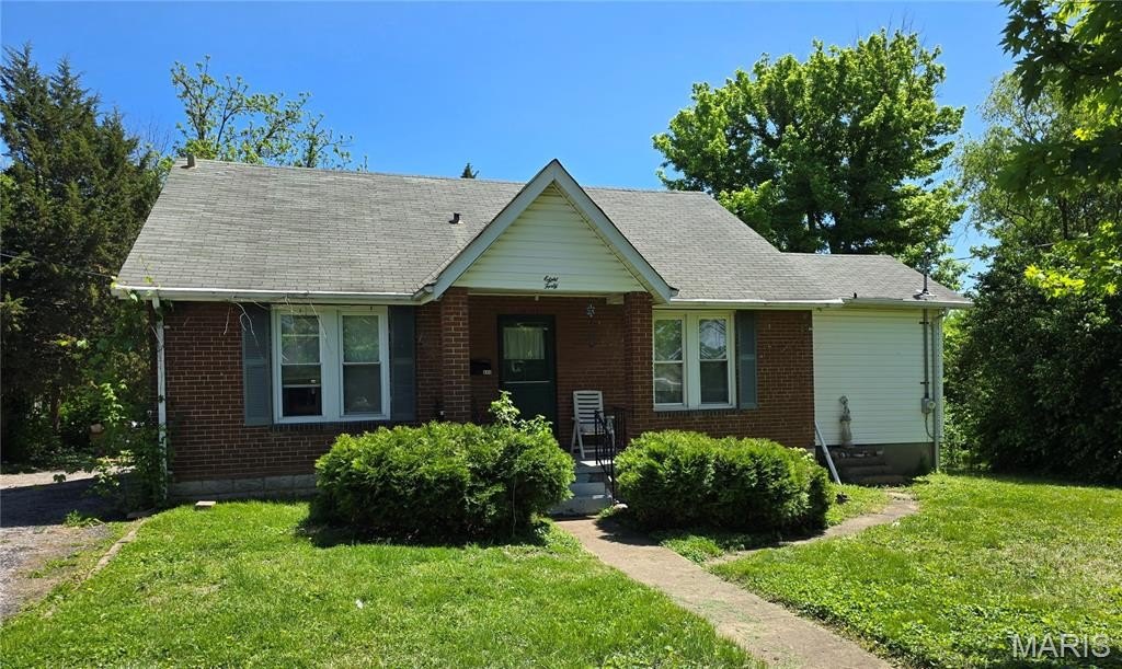 Single Family 3BR 1BA - 840 N Florissant Road, Ferguson, MO