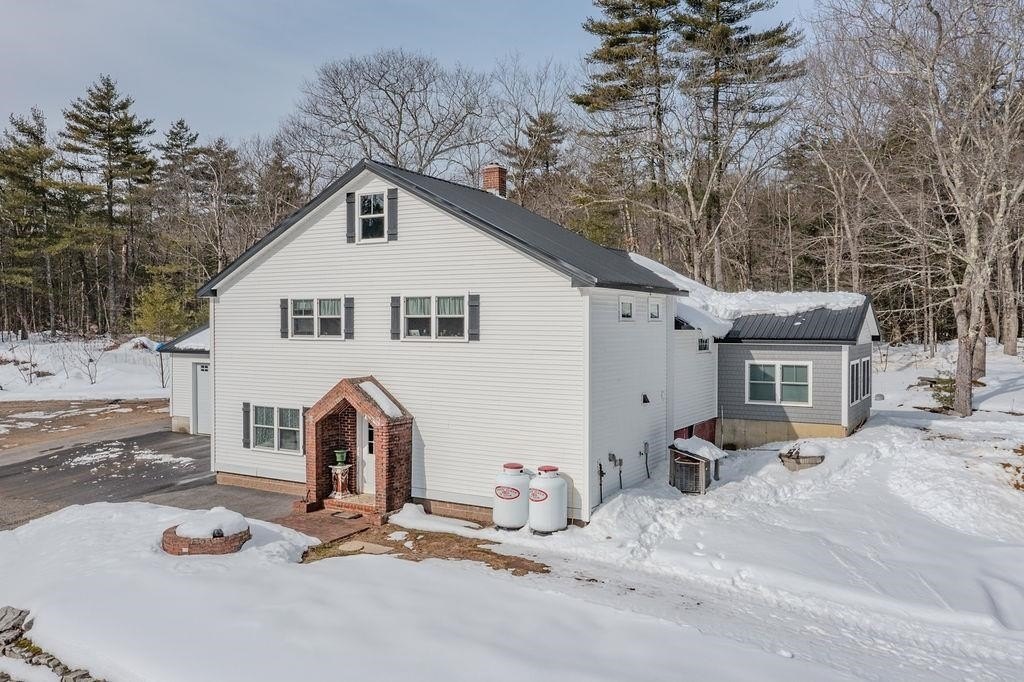 Single Family 2BR 2BA - 468 Mountain Avenue, Northwood, NH
