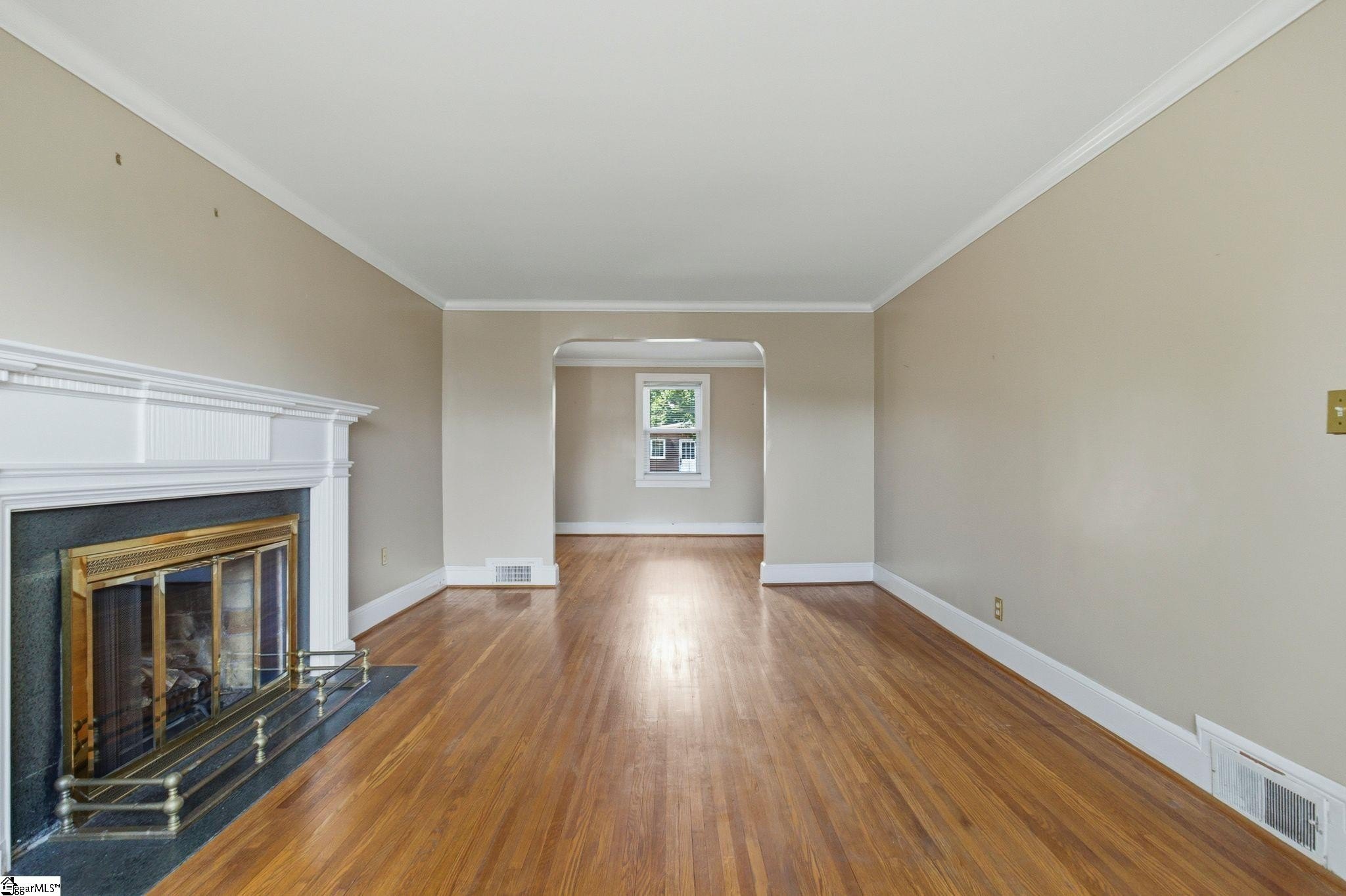 Single Family 4BR 3BA - 305 E Faris Road, Greenville, SC