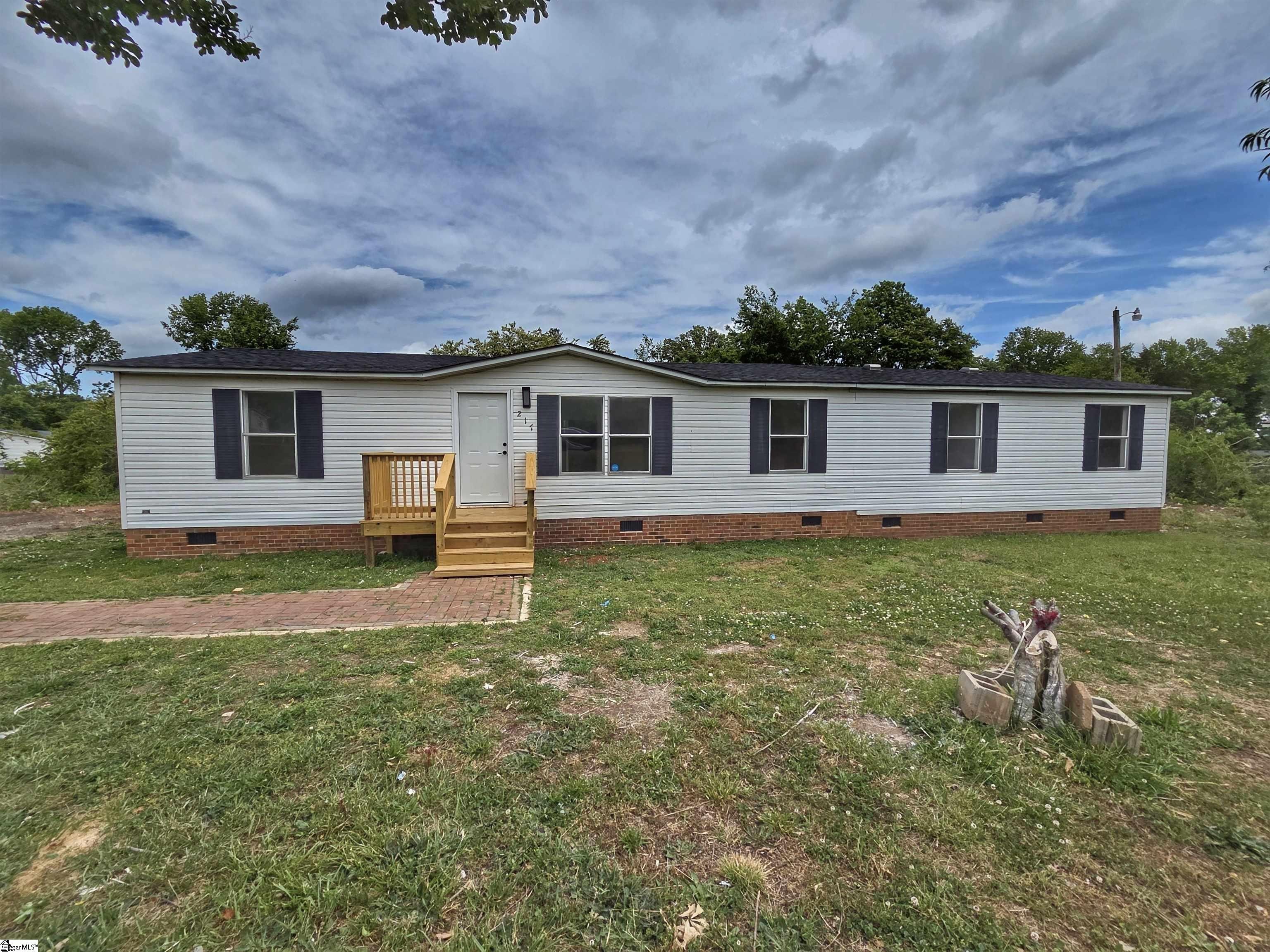Other 5BR 2BA - 217 Angells Drive, Woodruff, SC