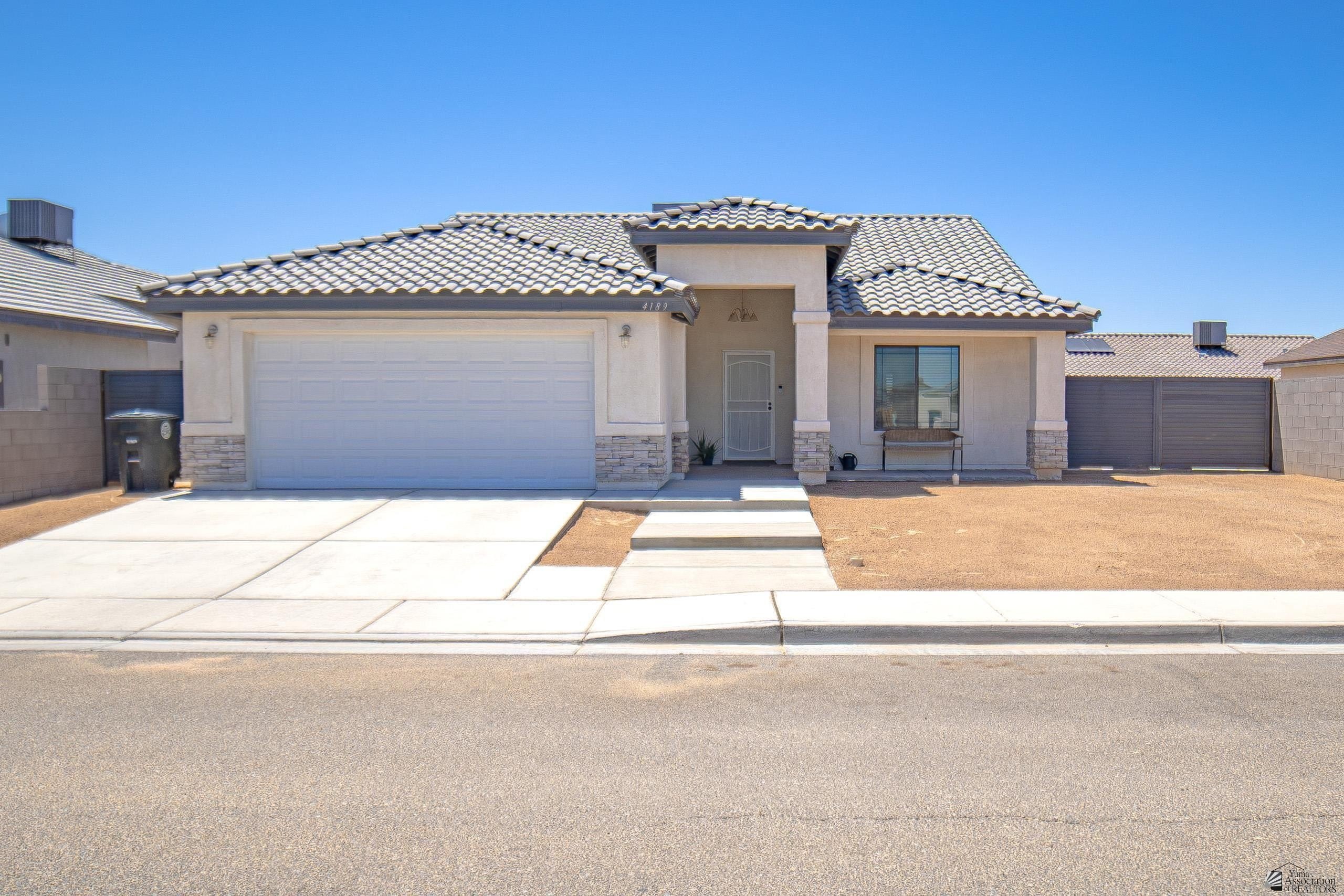 Single Family 4BR 2BA - 4189 E MONREAL LN, San Luis, AZ