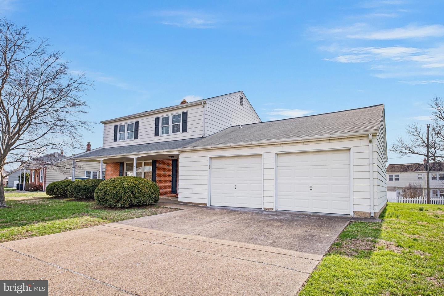 Single Family 4BR 2BA - 325 E ROOSEVELT AVE, NEW CASTLE, DE