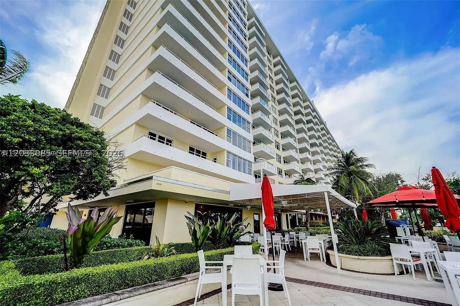 Condo 2BR 2BA - 5600 Collins Ave, Miami  Beach, FL