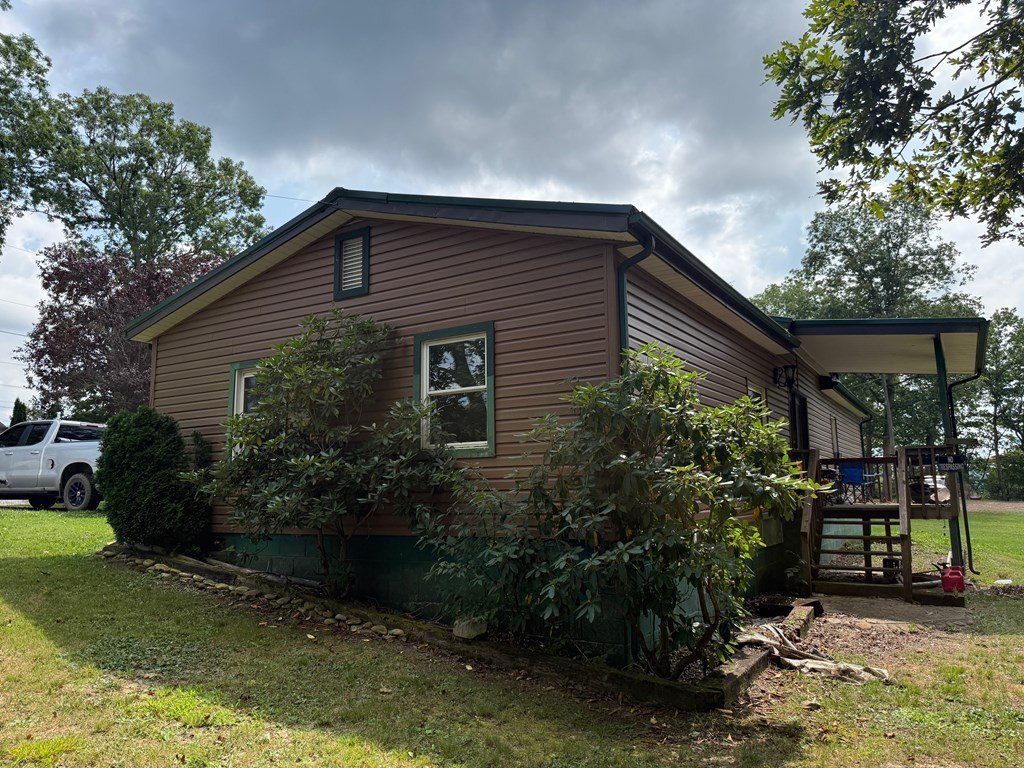 Single Family 3BR 1BA - 188 SAIPAN AVENUE, LANARK, WV